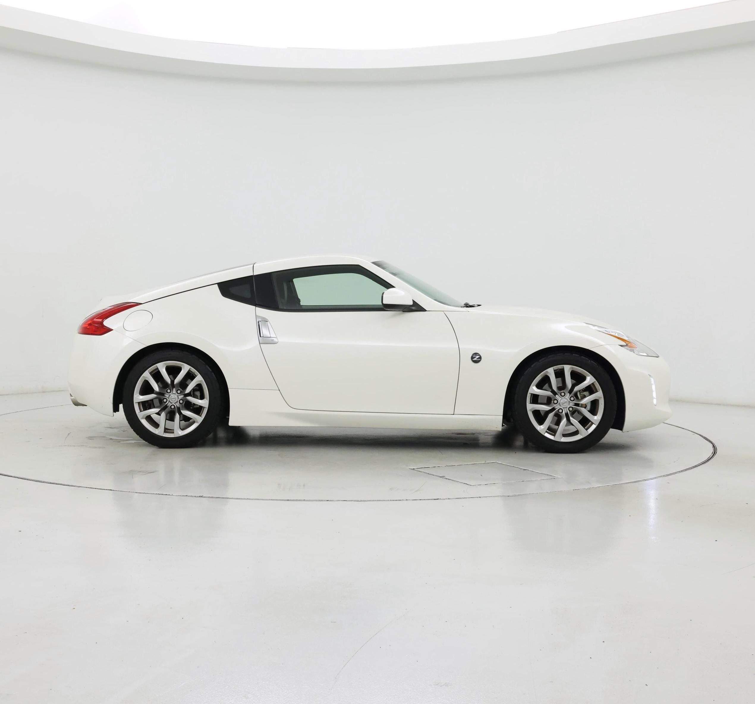 Thumbnail: 2014 Nissan Z - 7