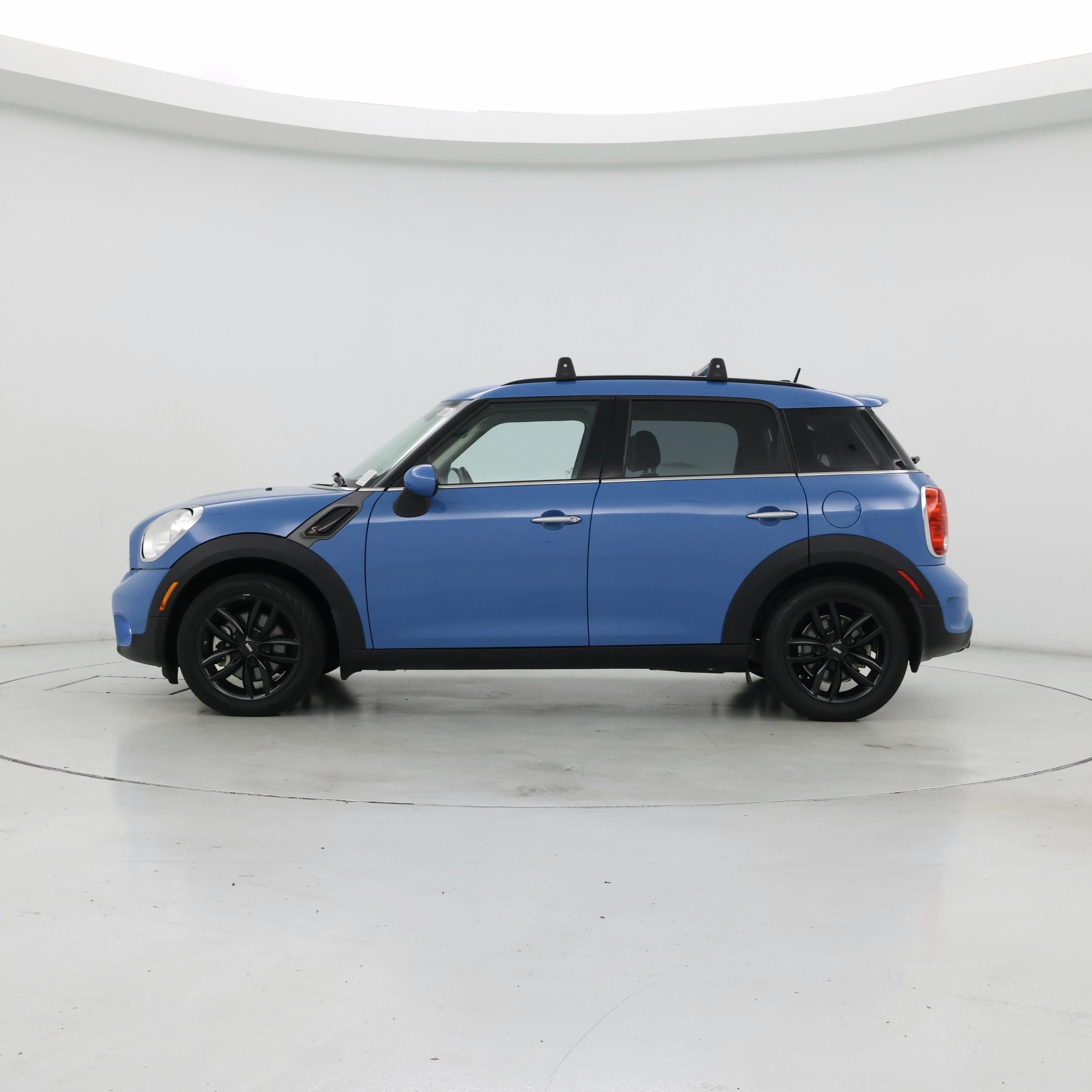 Thumbnail: 2016 MINI Cooper Countryman - 3