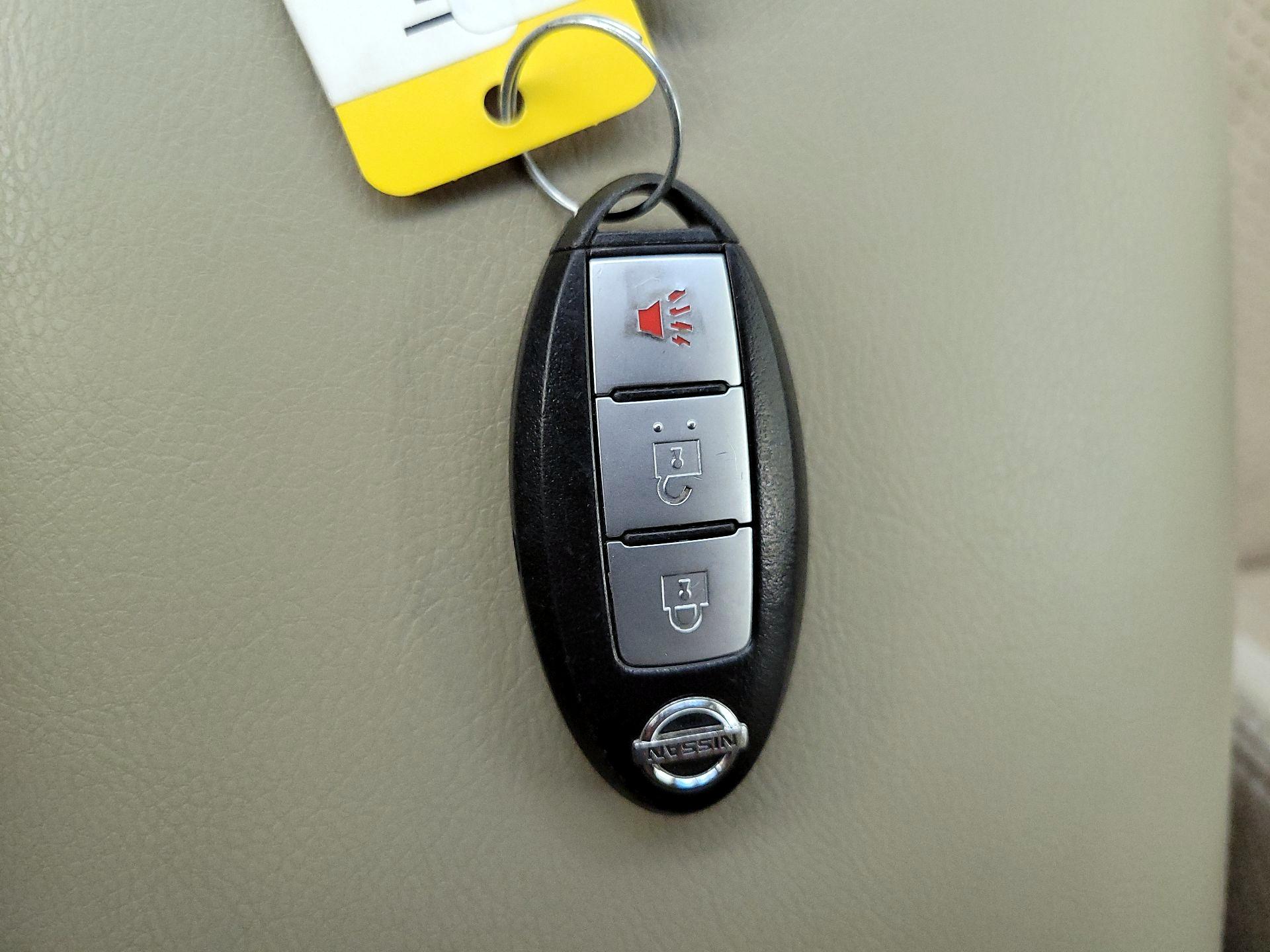 Thumbnail: 2014 Nissan Murano - 20