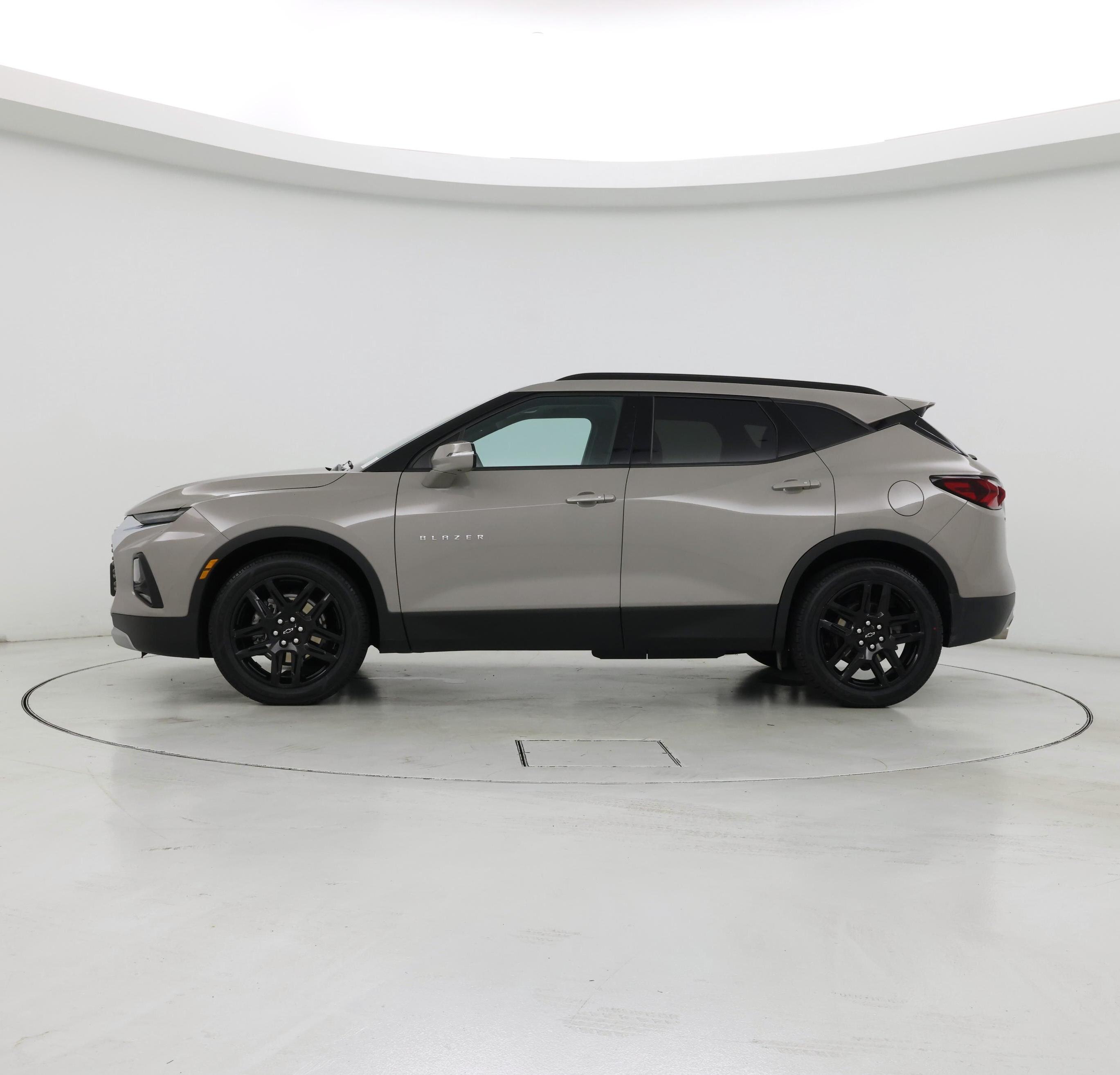 Thumbnail: 2021 Chevrolet Blazer - 3