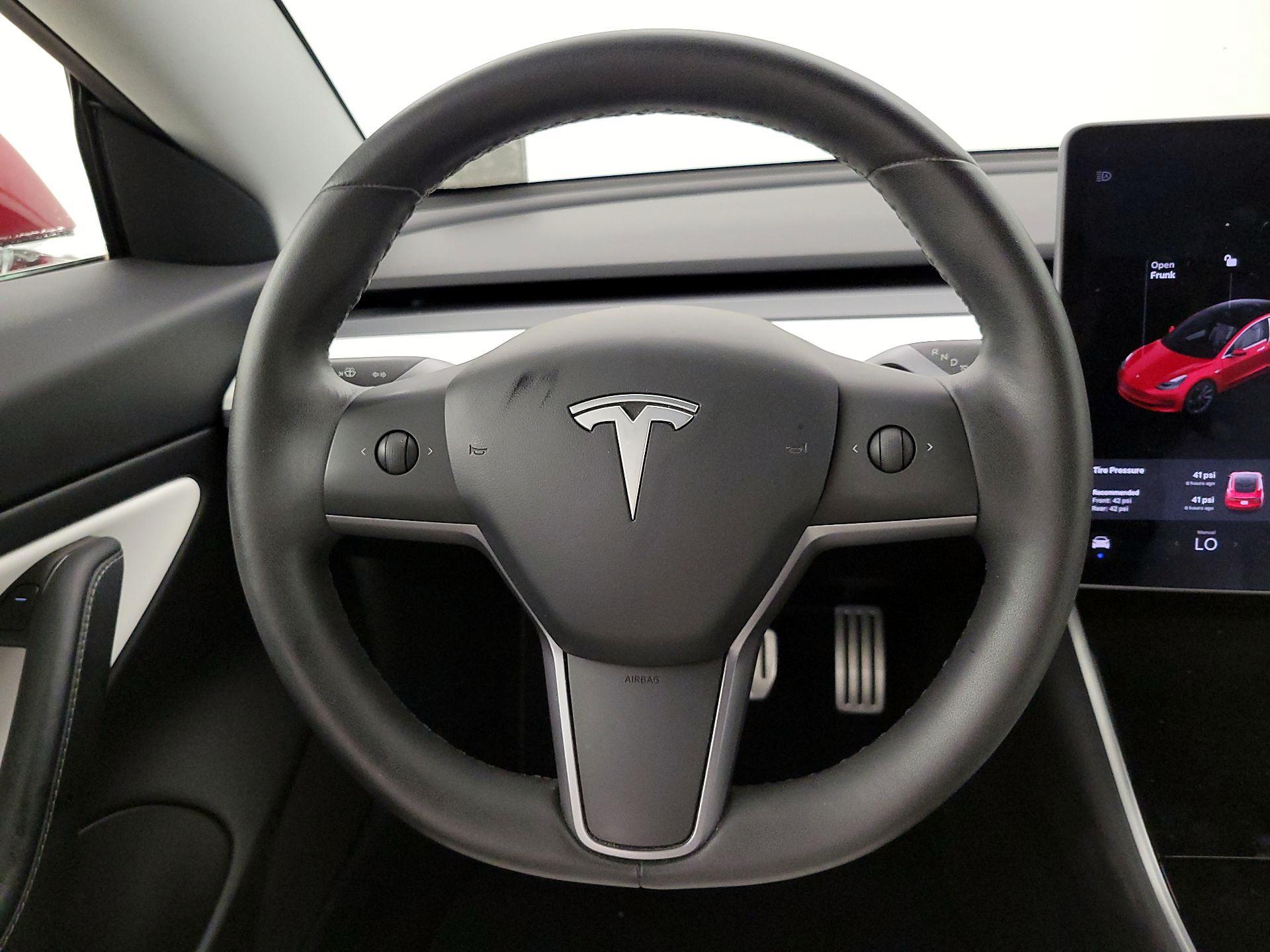 Thumbnail: 2020 Tesla Model 3 - 10