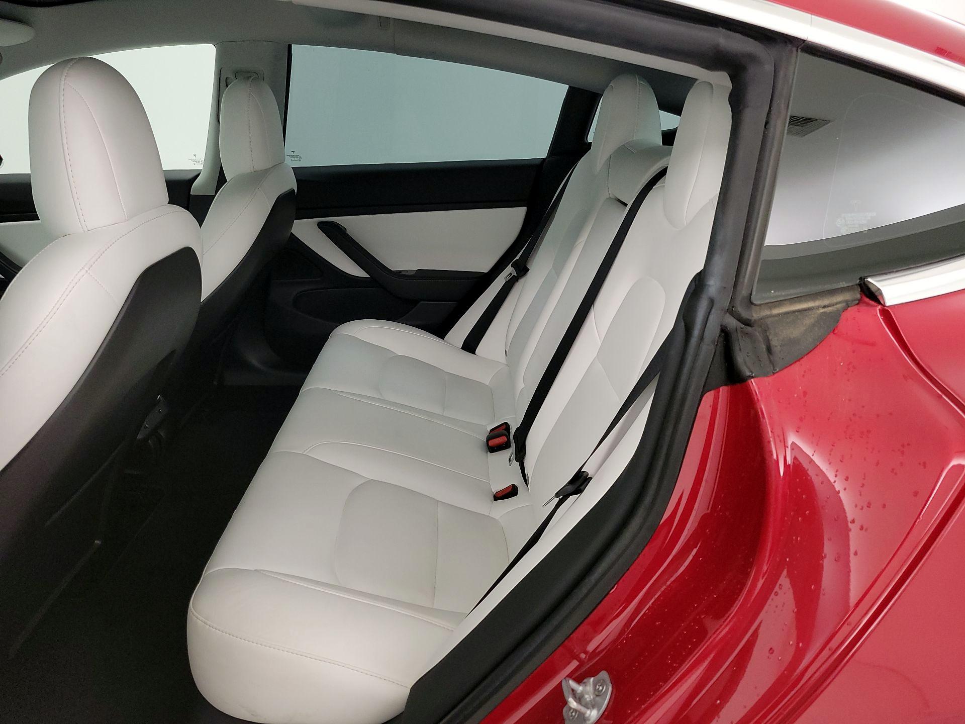 Thumbnail: 2020 Tesla Model 3 - 18