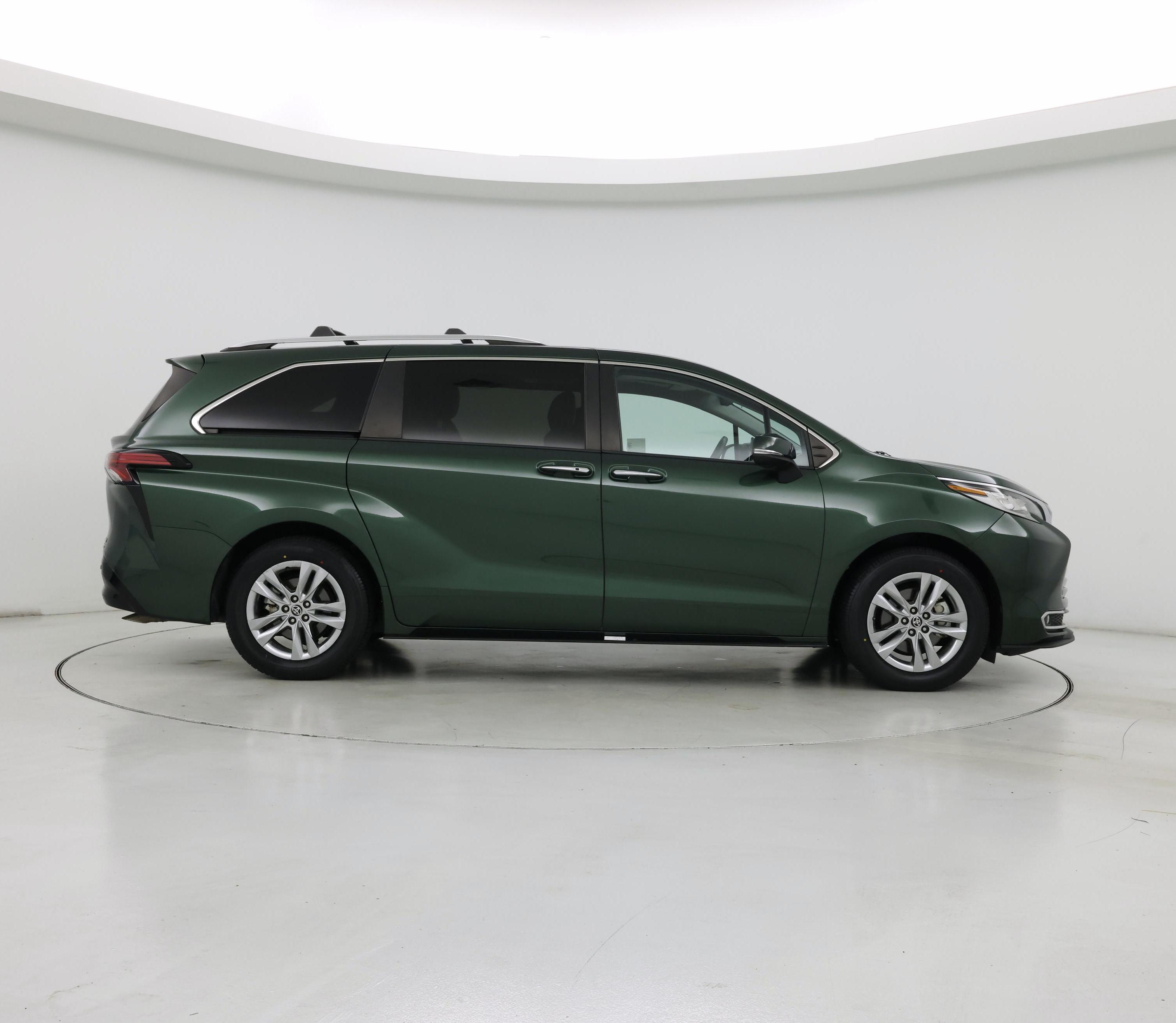 Thumbnail: 2022 Toyota Sienna - 7
