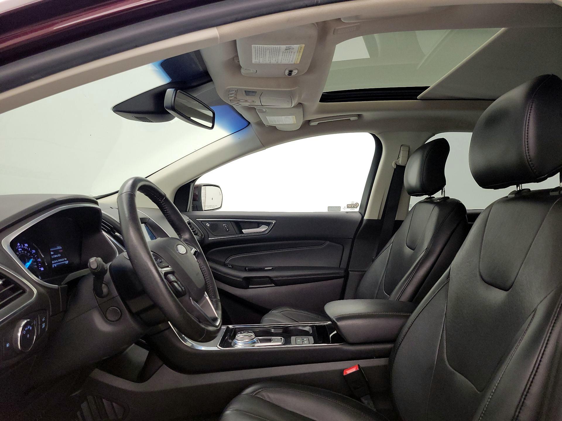Thumbnail: 2019 Ford Edge - 20
