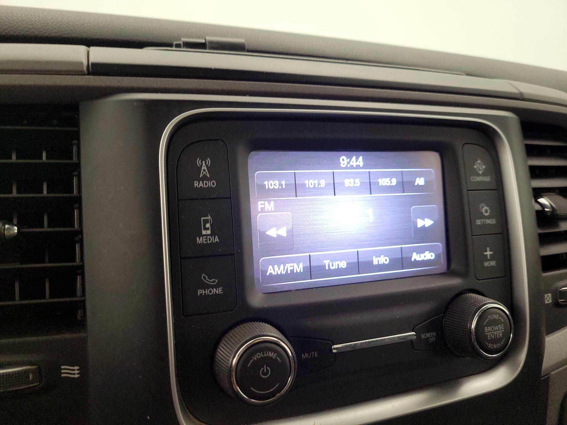 Thumbnail: 2021 RAM 1500 Classic - 15
