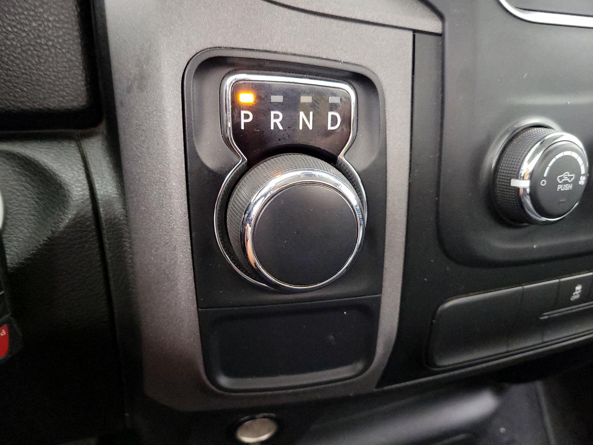 Thumbnail: 2021 RAM 1500 Classic - 17