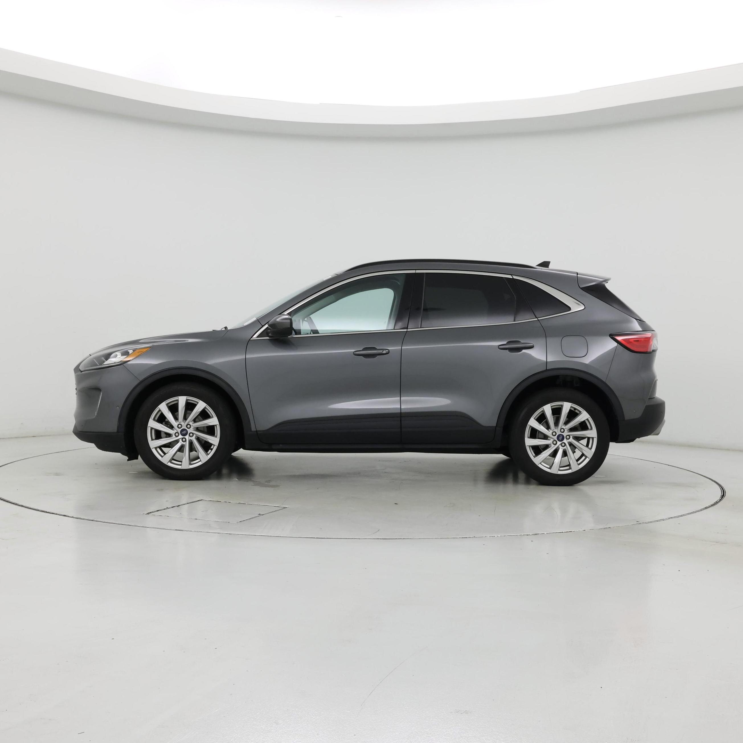 Thumbnail: 2022 Ford Escape - 3