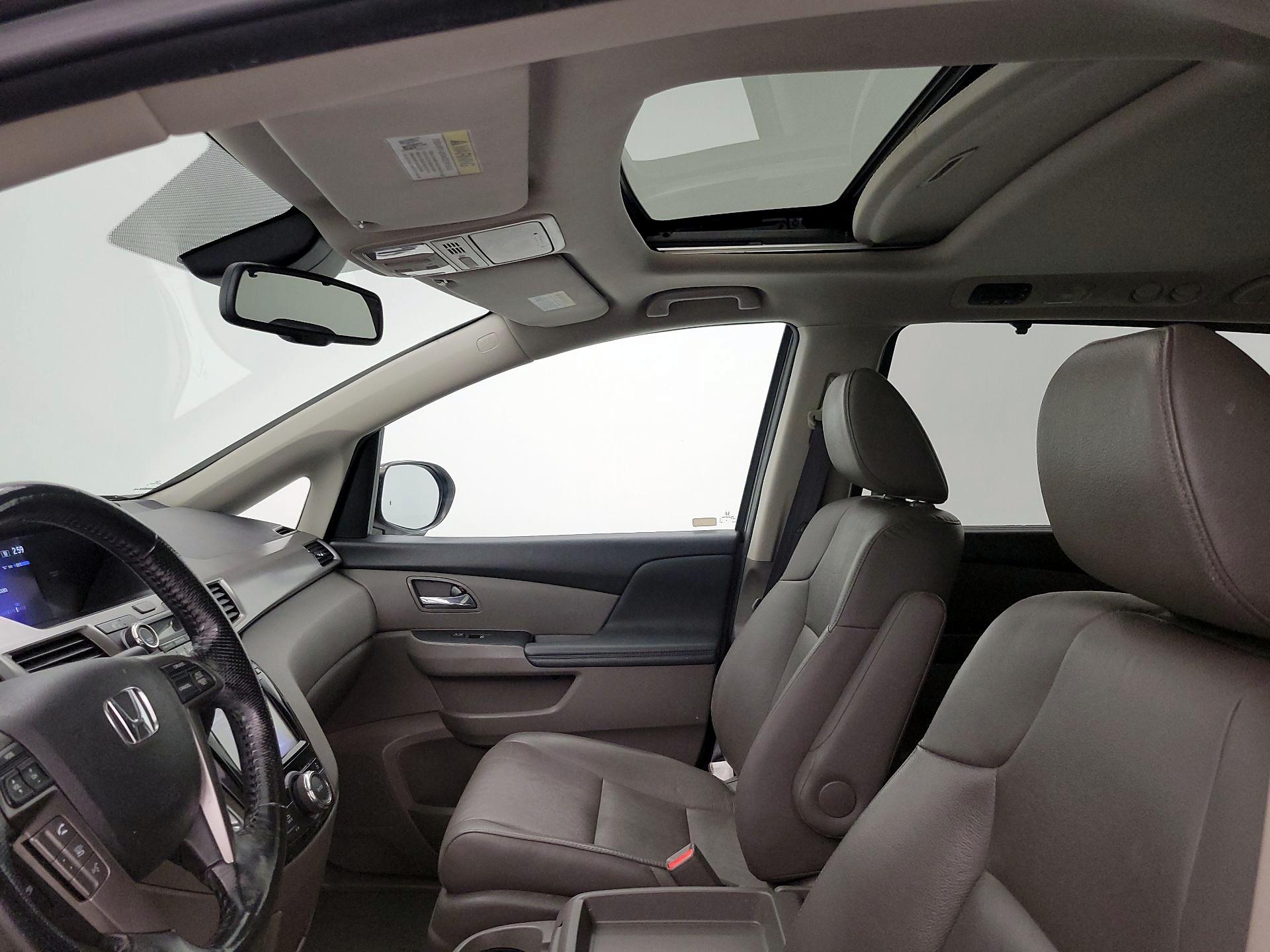Thumbnail: 2016 Honda Odyssey - 19