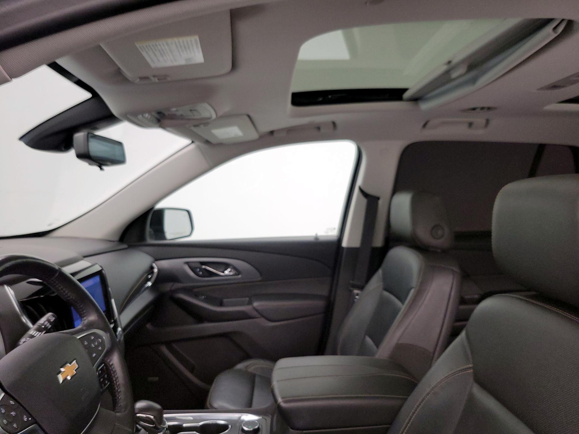 Thumbnail: 2021 Chevrolet Traverse - 20