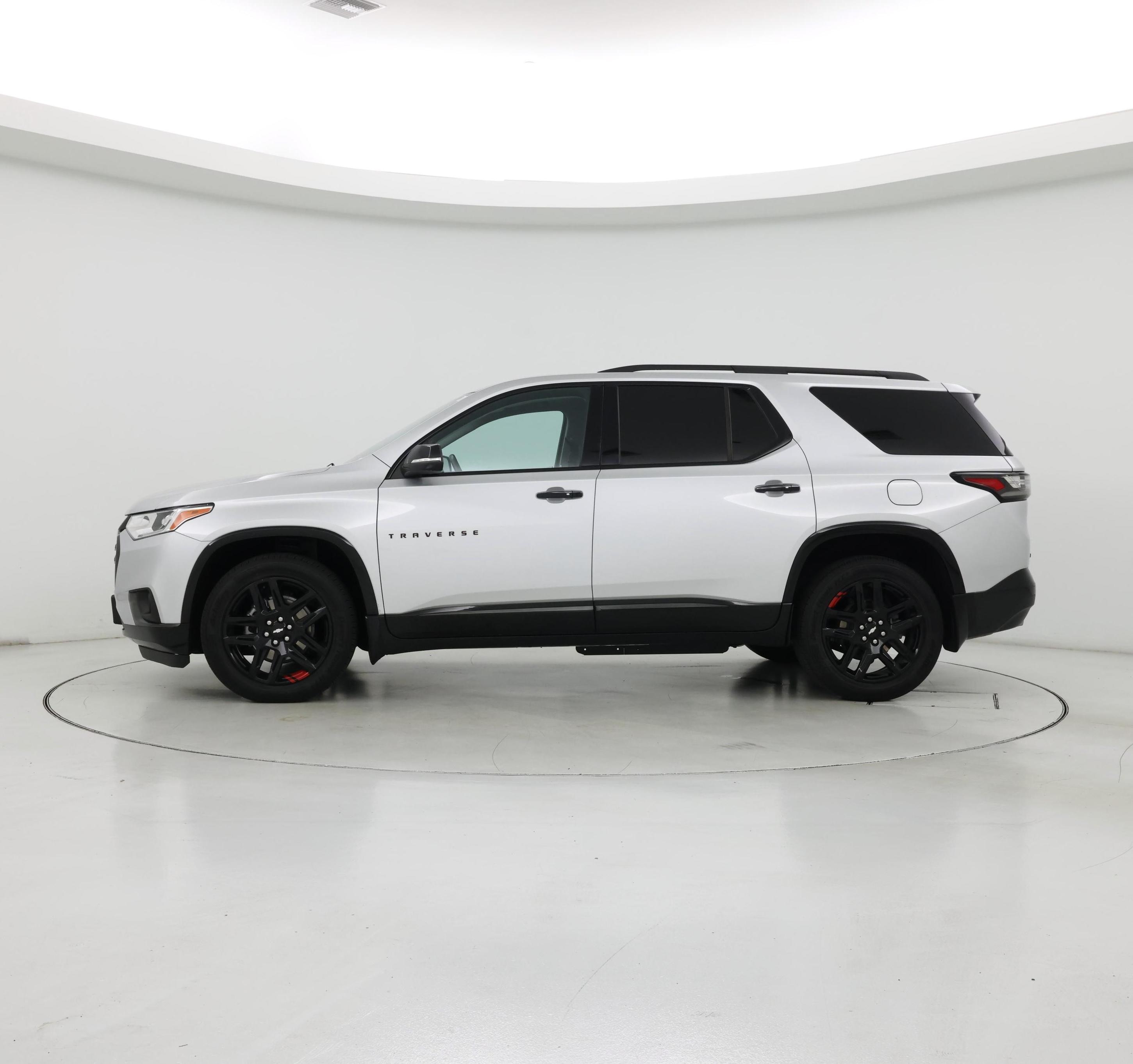 Thumbnail: 2021 Chevrolet Traverse - 3