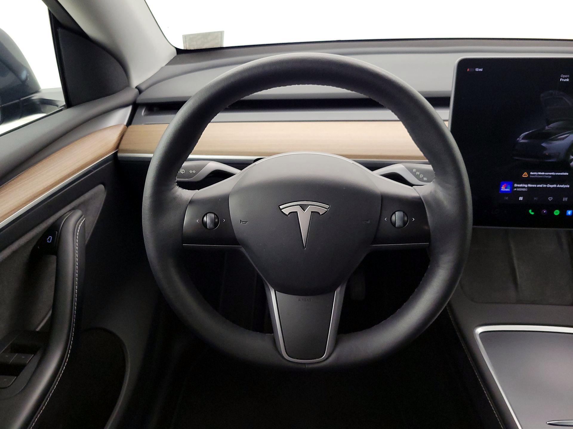 Thumbnail: 2023 Tesla Model Y - 10