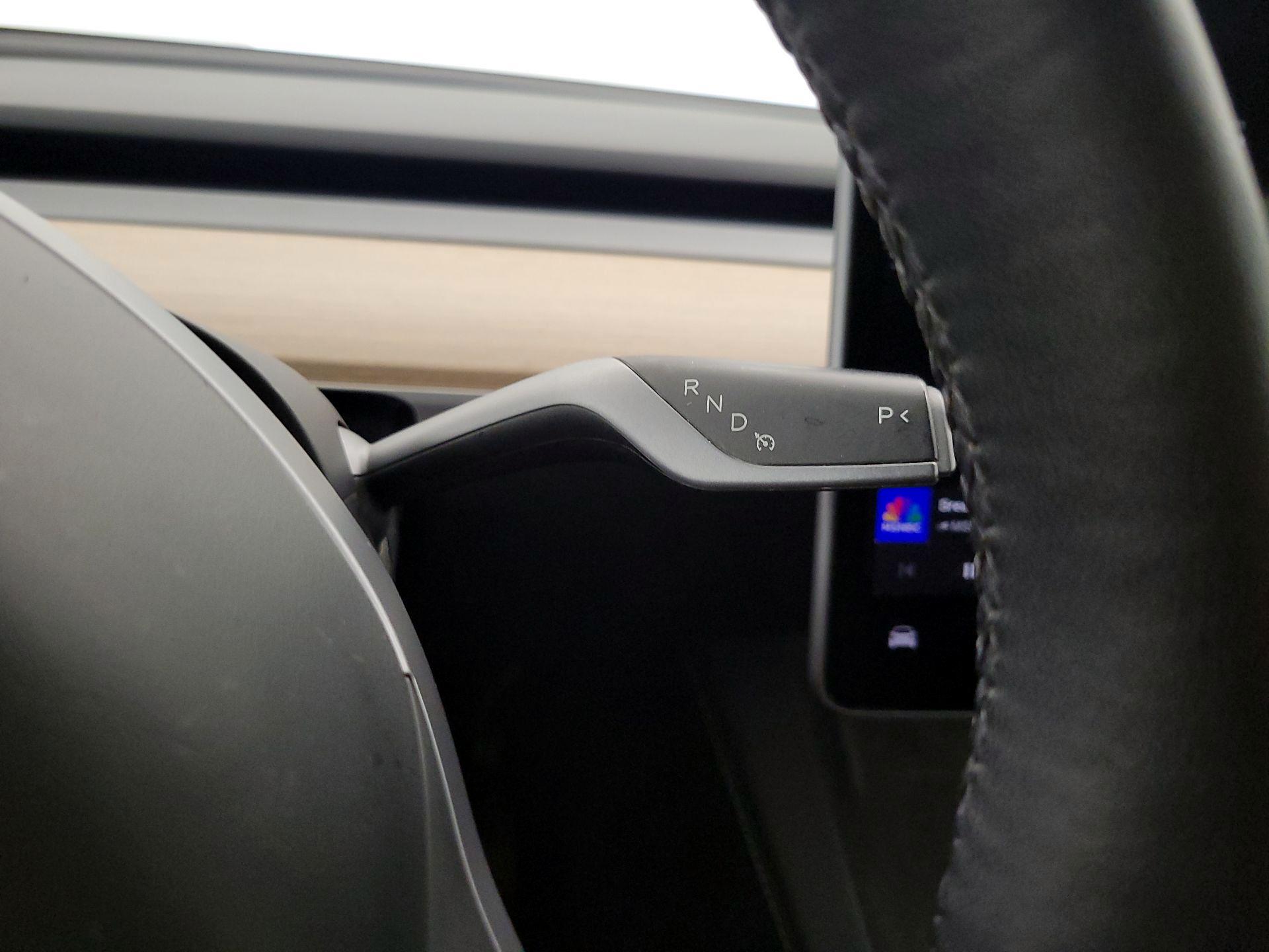 Thumbnail: 2023 Tesla Model Y - 17