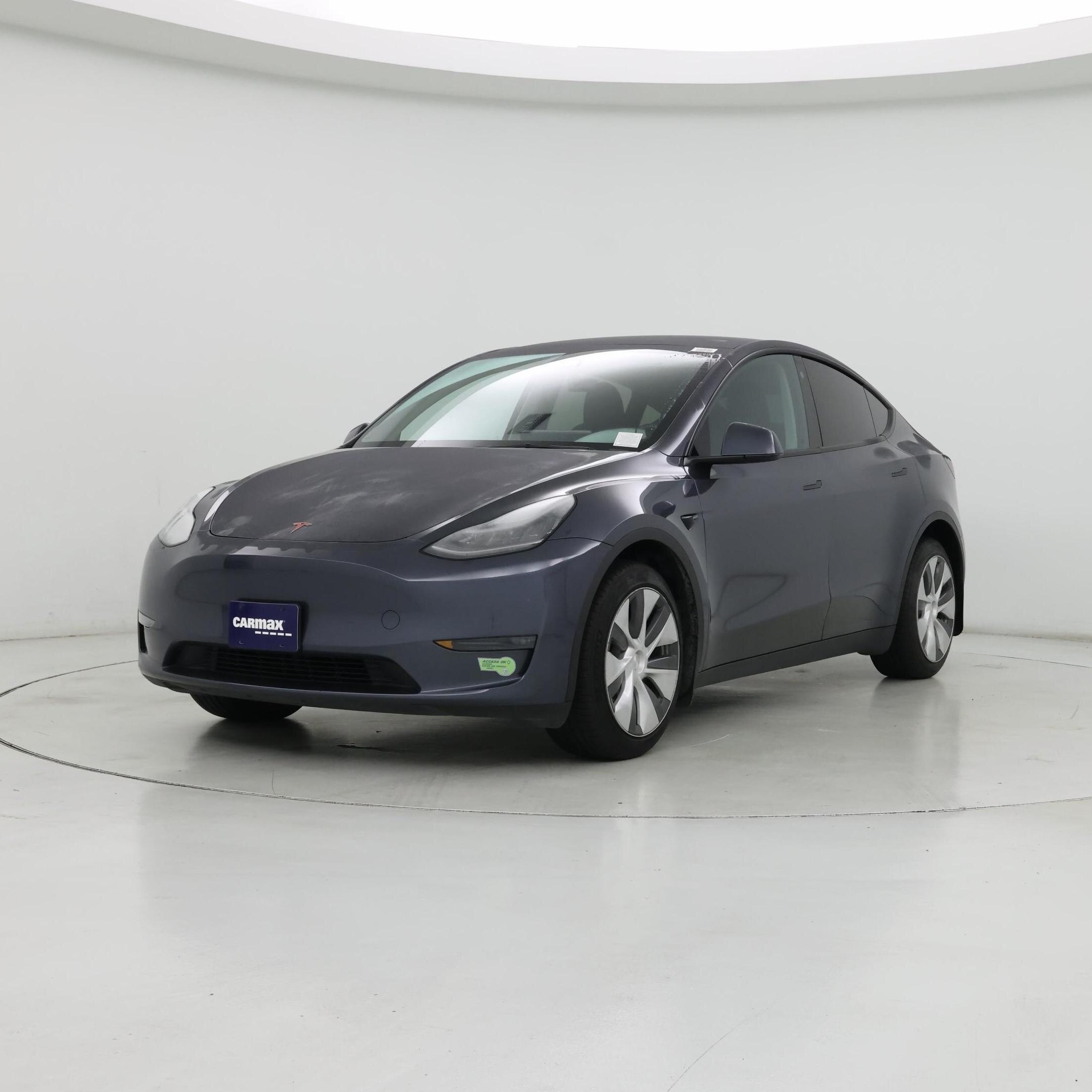 Thumbnail: 2023 Tesla Model Y - 4