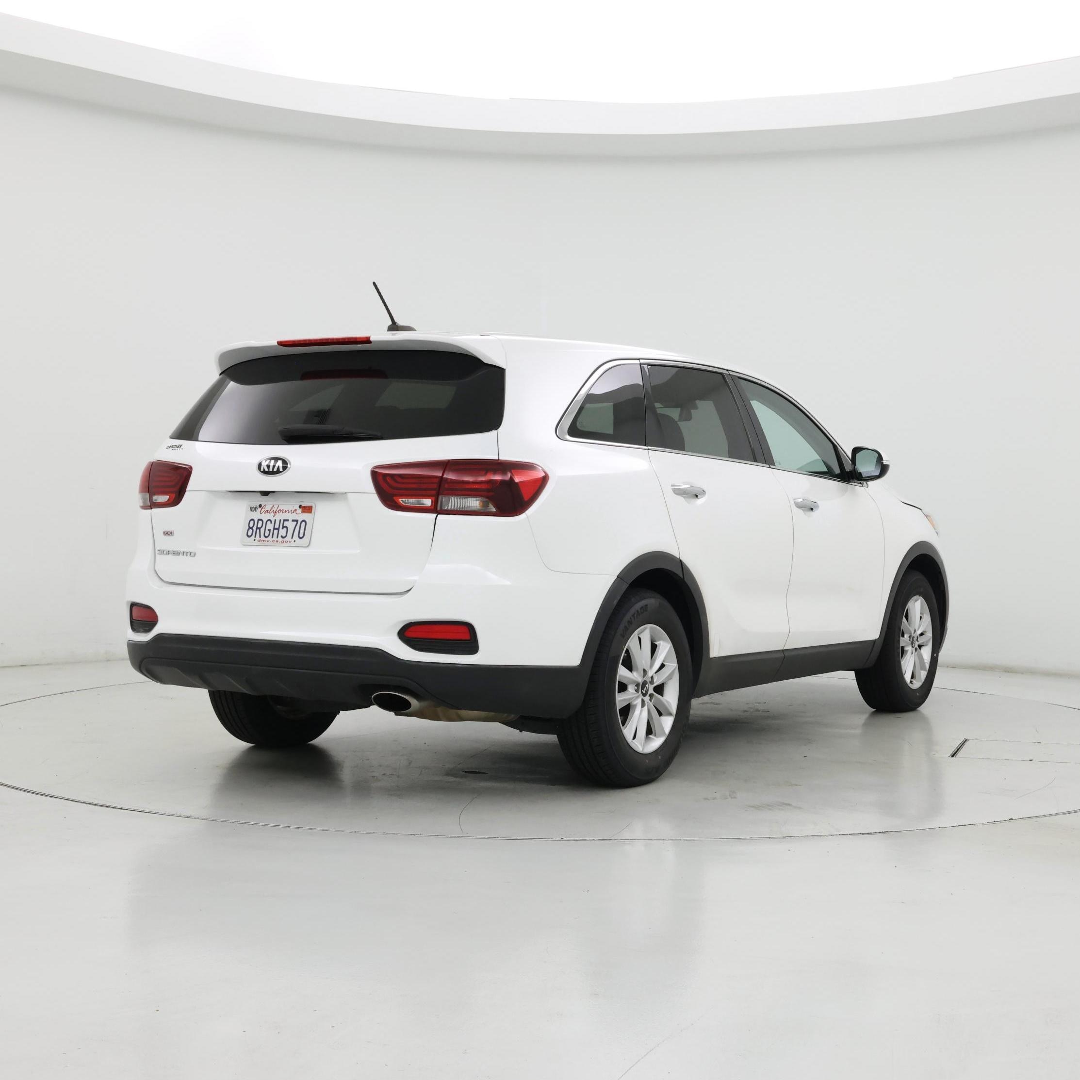 Thumbnail: 2020 Kia Sorento - 8