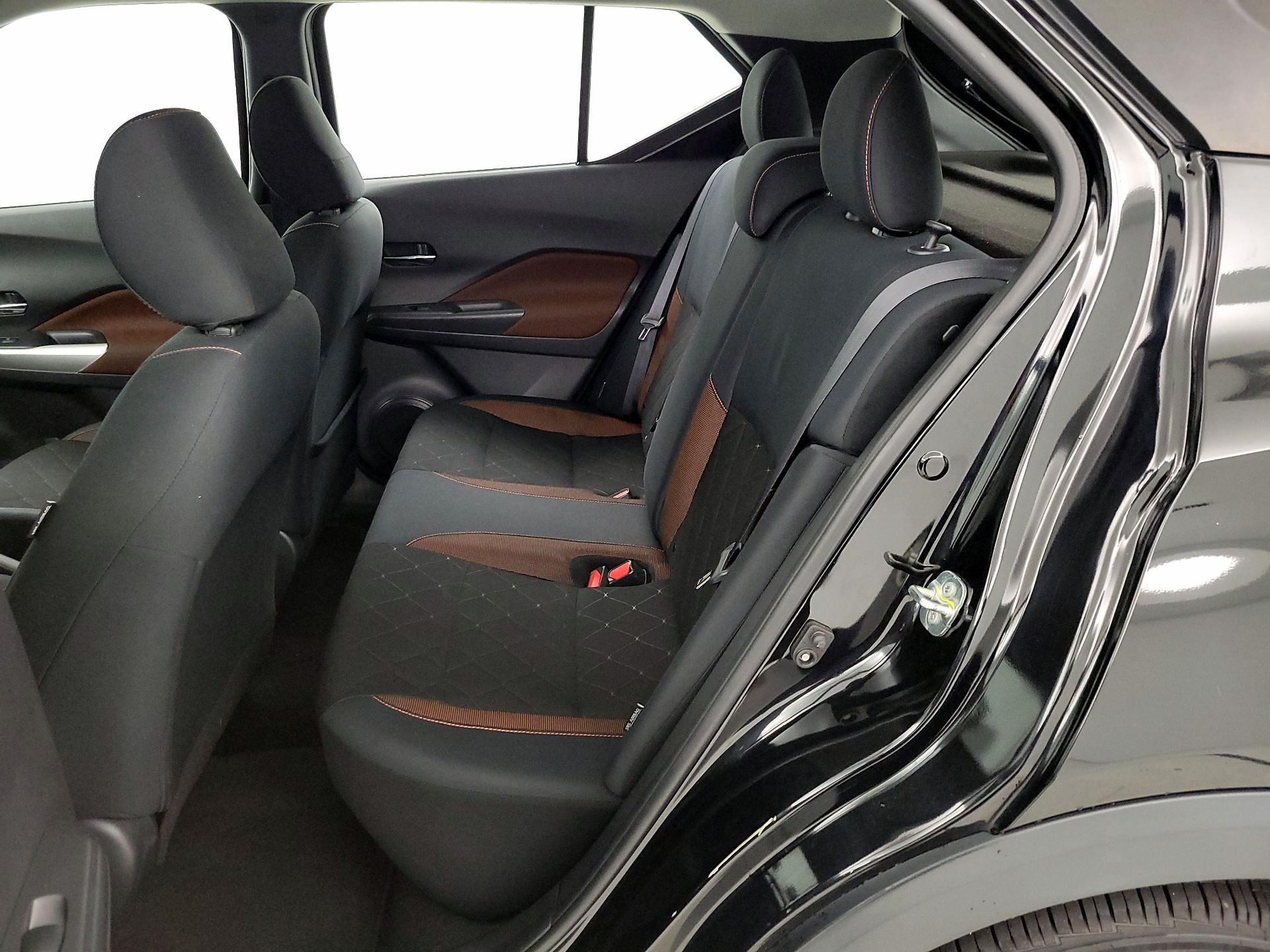 Thumbnail: 2020 Nissan Kicks - 18