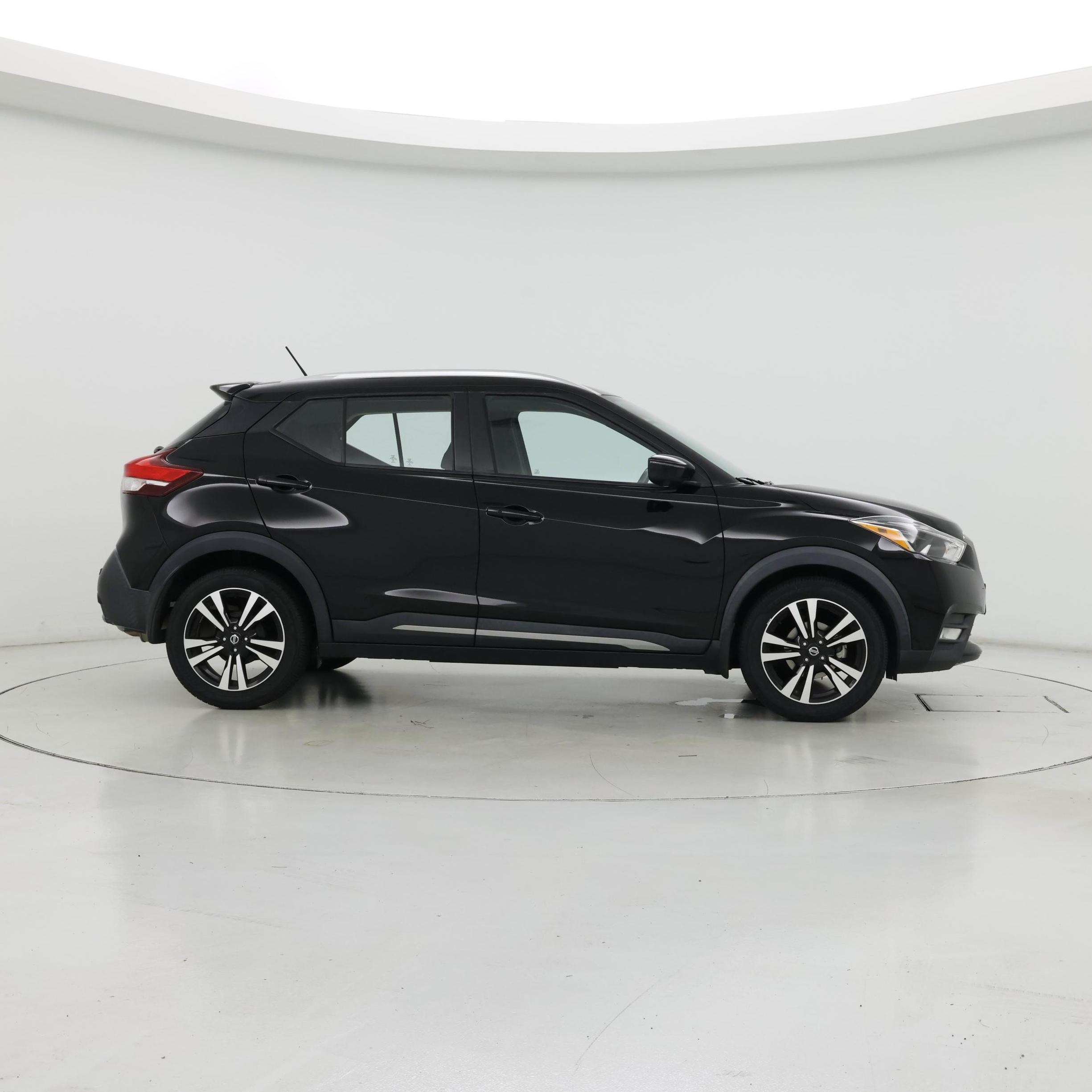 Thumbnail: 2020 Nissan Kicks - 7