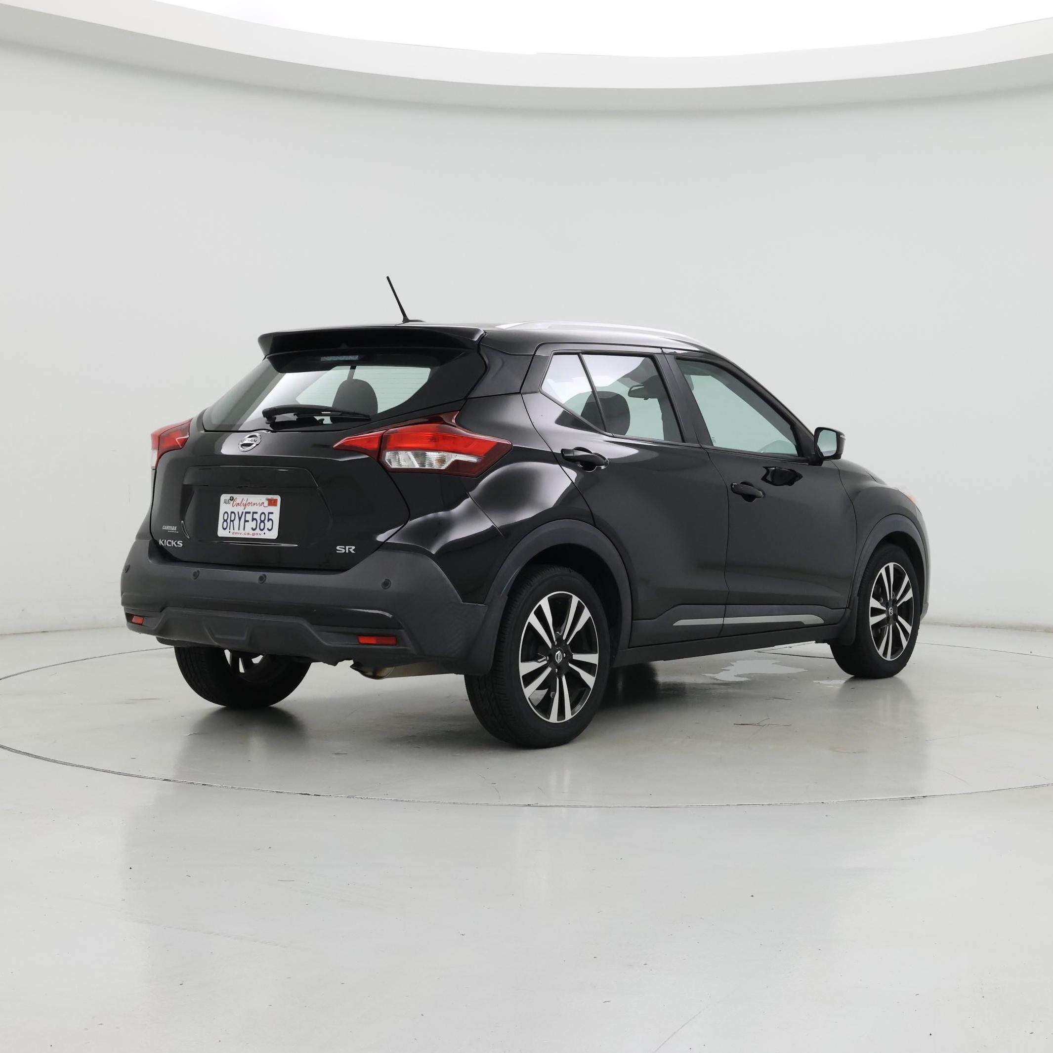 Thumbnail: 2020 Nissan Kicks - 8