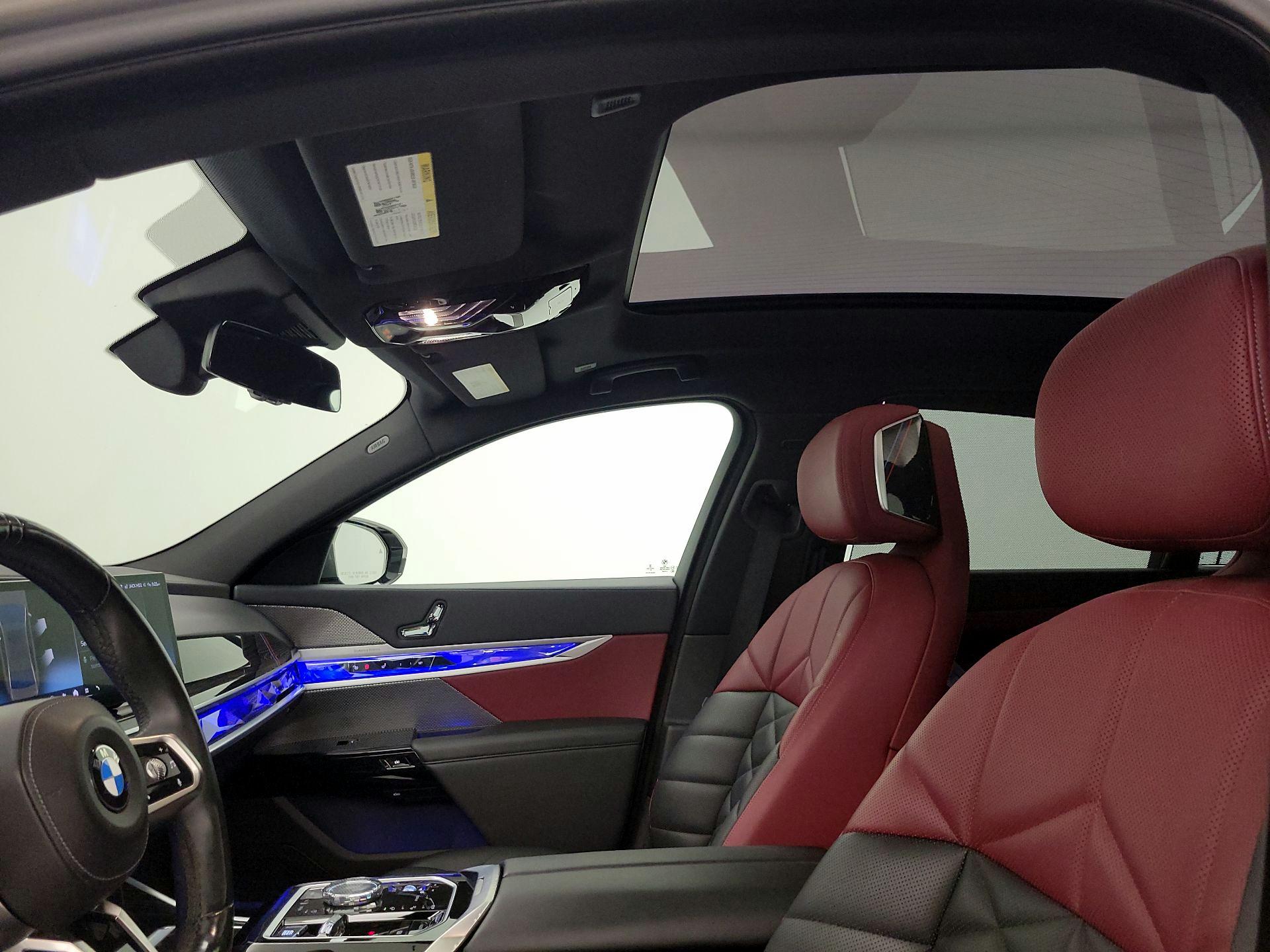 Thumbnail: 2023 BMW 7 Series - 20