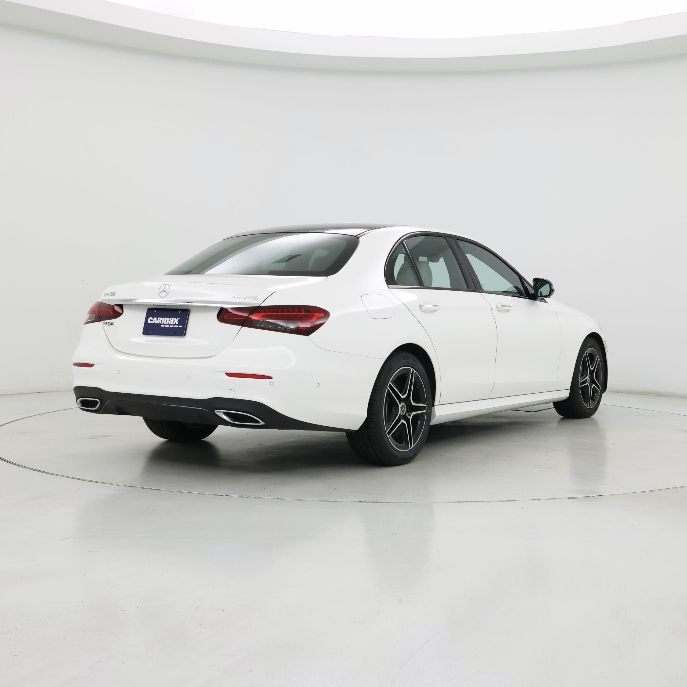 Thumbnail: 2021 Mercedes-Benz E-Class - 8
