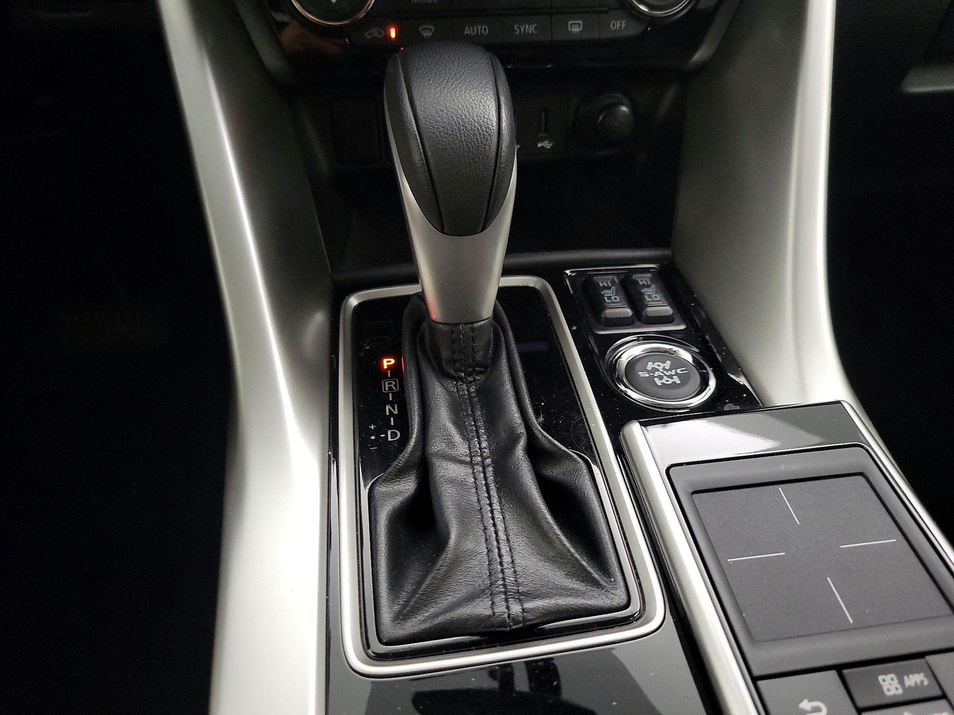 Thumbnail: 2019 Mitsubishi Eclipse Cross - 17