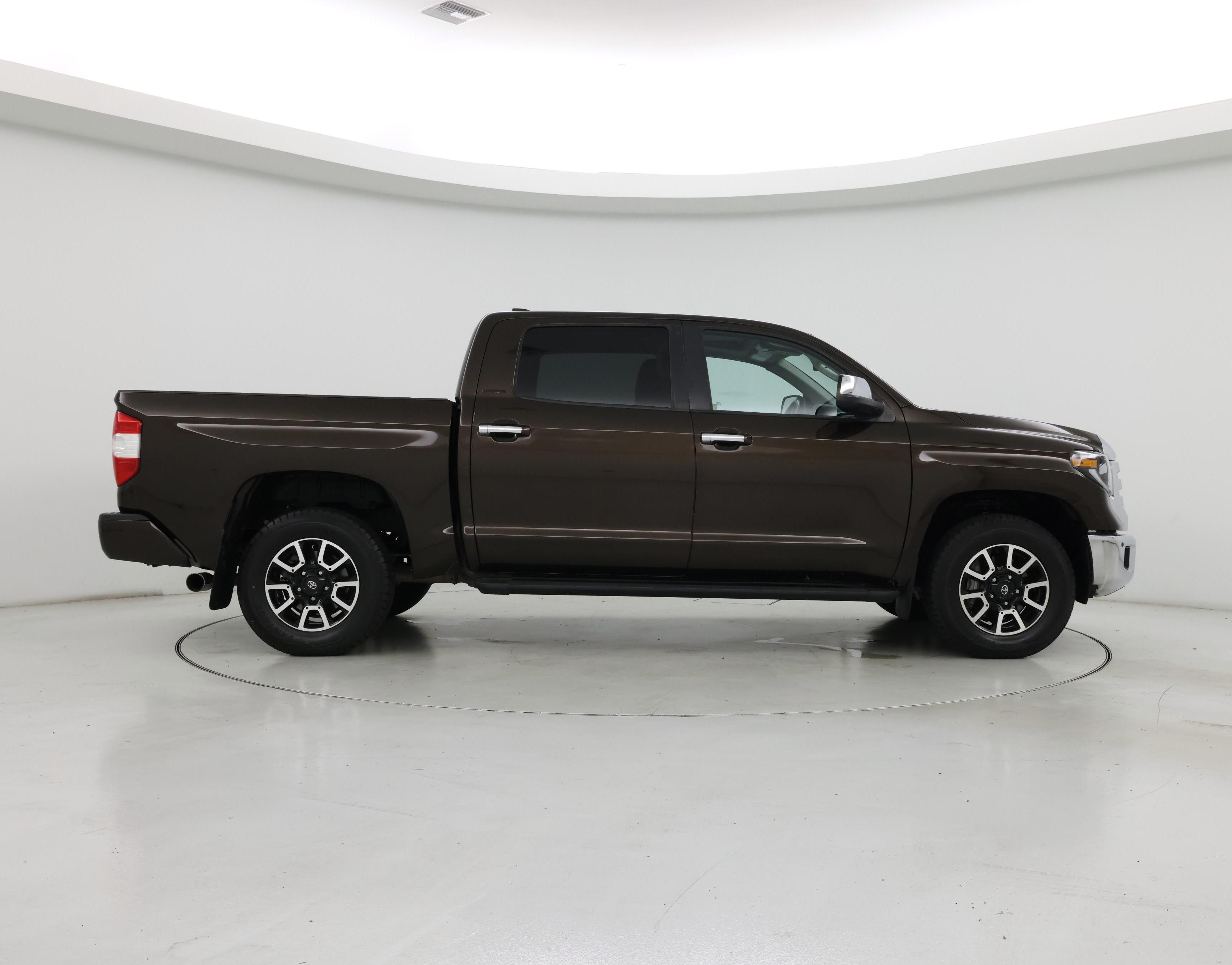 Thumbnail: 2021 Toyota Tundra - 7