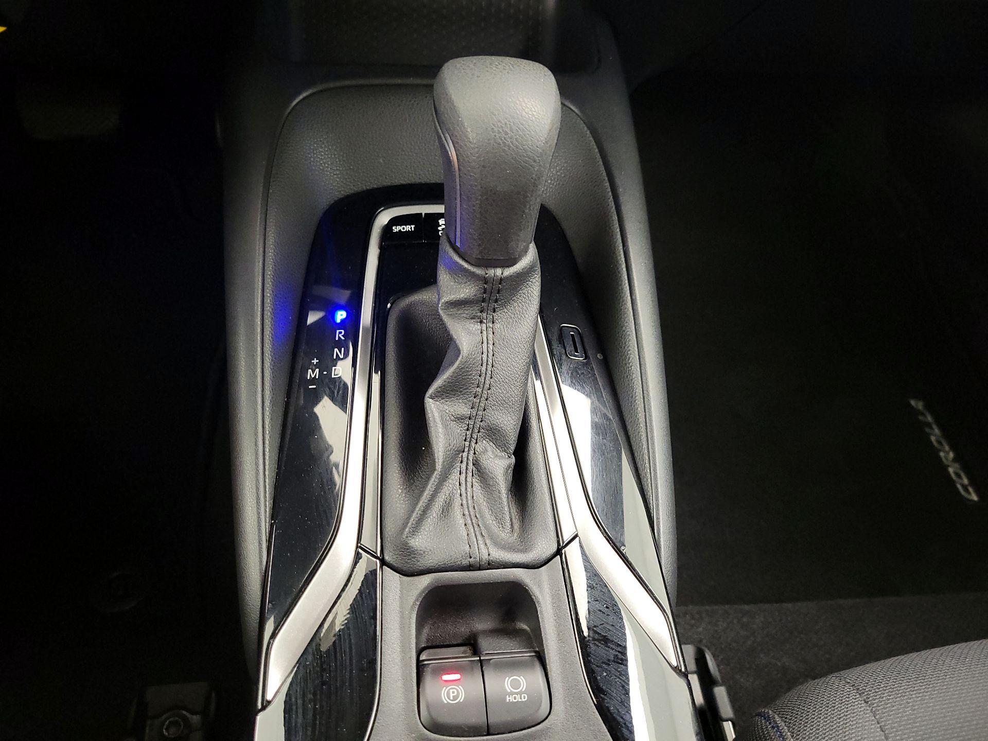 Thumbnail: 2021 Toyota Corolla - 17
