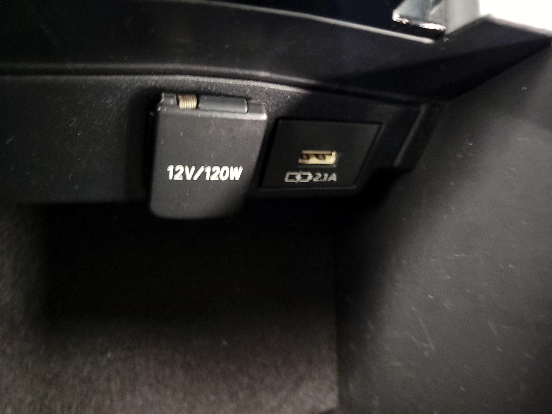 Thumbnail: 2021 Toyota Corolla - 18