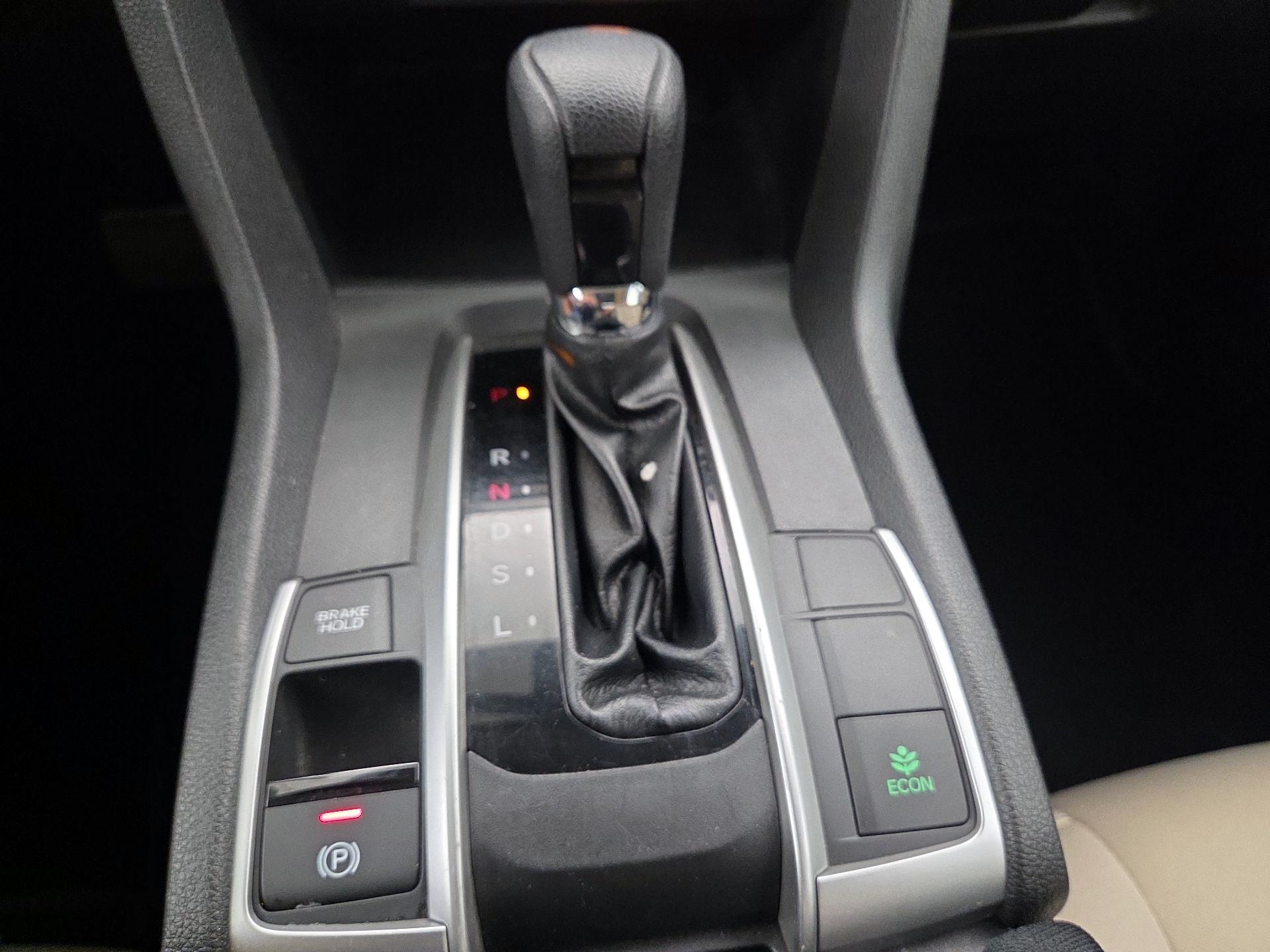 Thumbnail: 2019 Honda Civic - 17