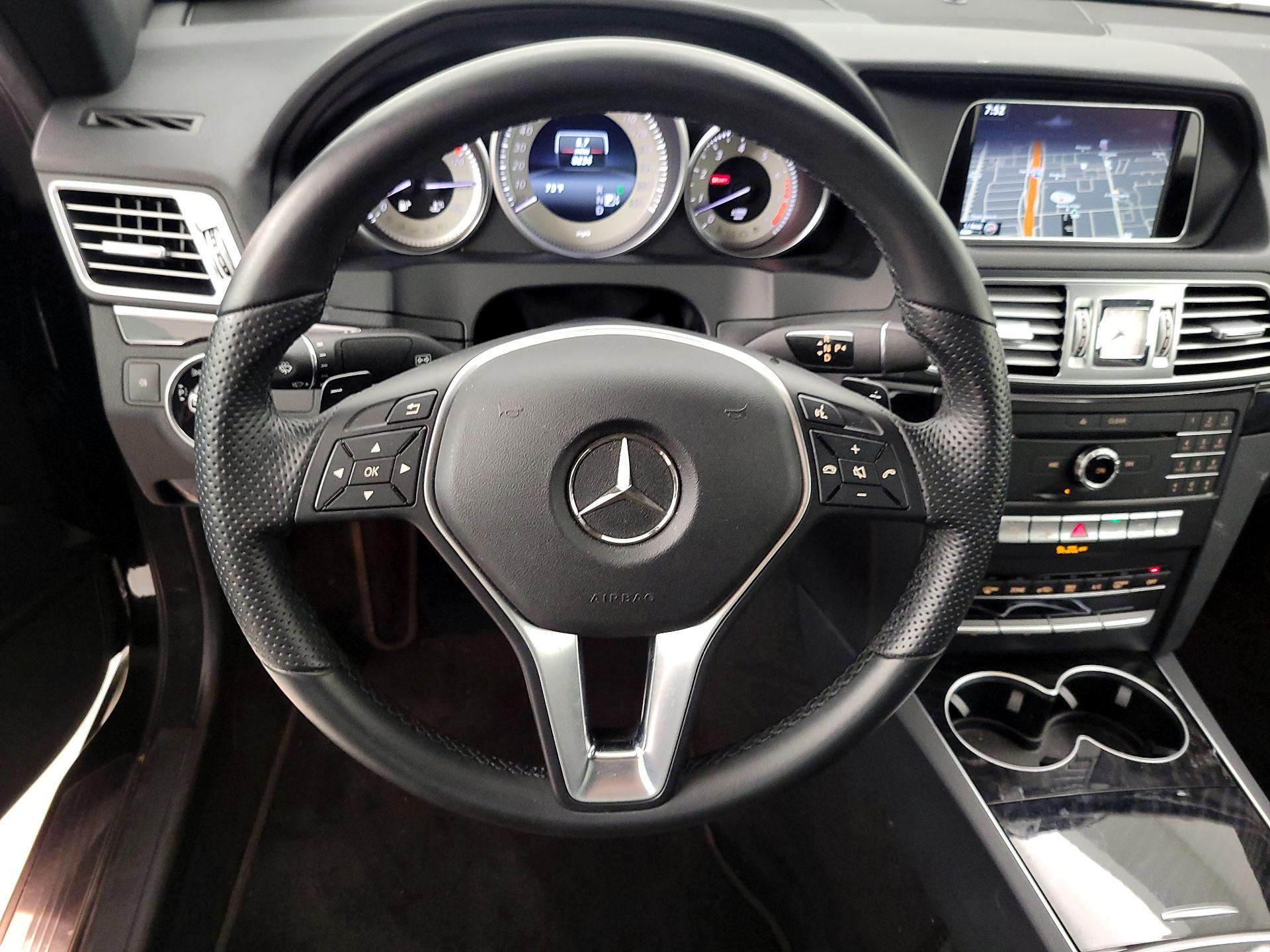 Thumbnail: 2016 Mercedes-Benz E-Class - 10
