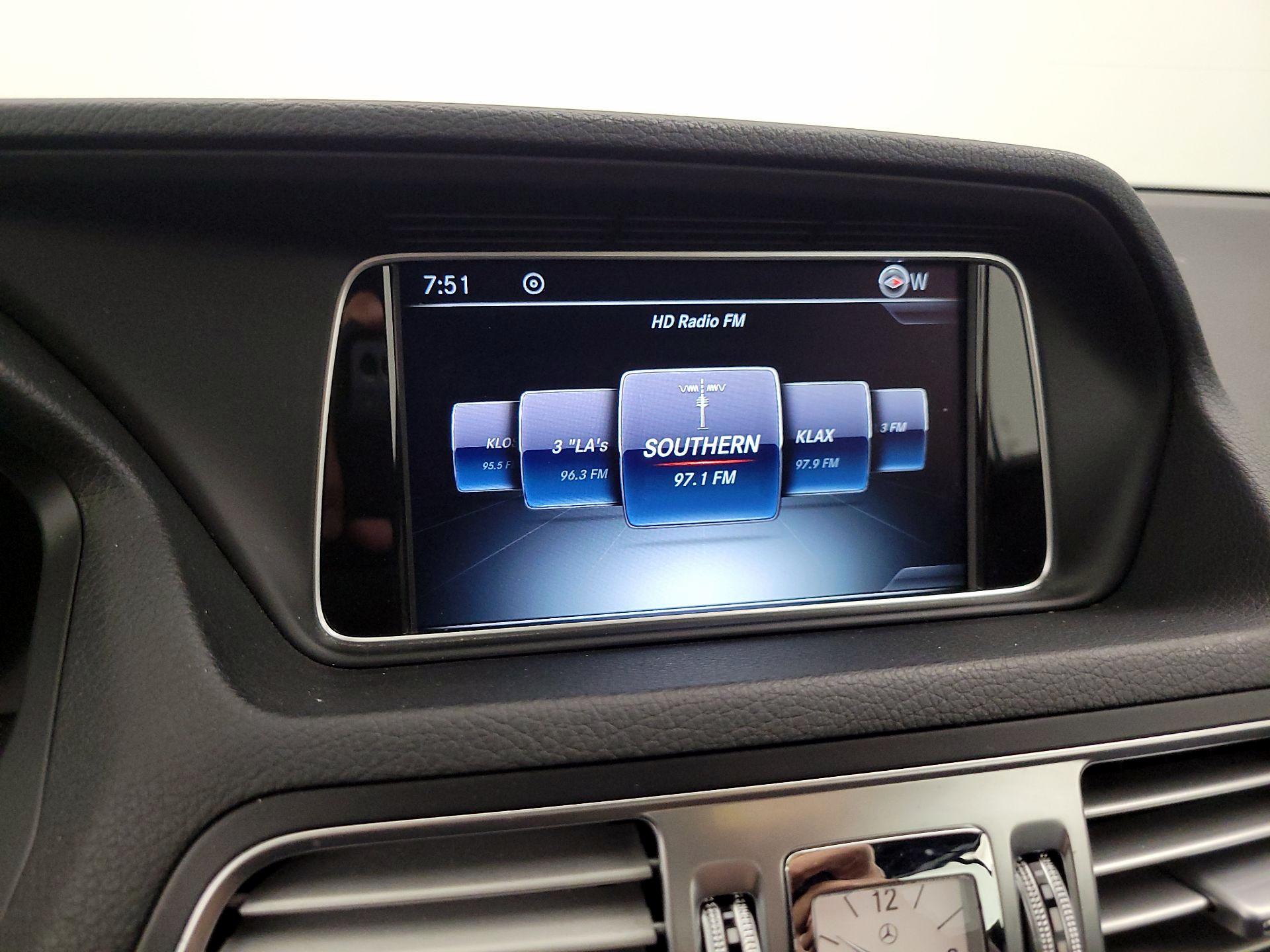 Thumbnail: 2016 Mercedes-Benz E-Class - 16