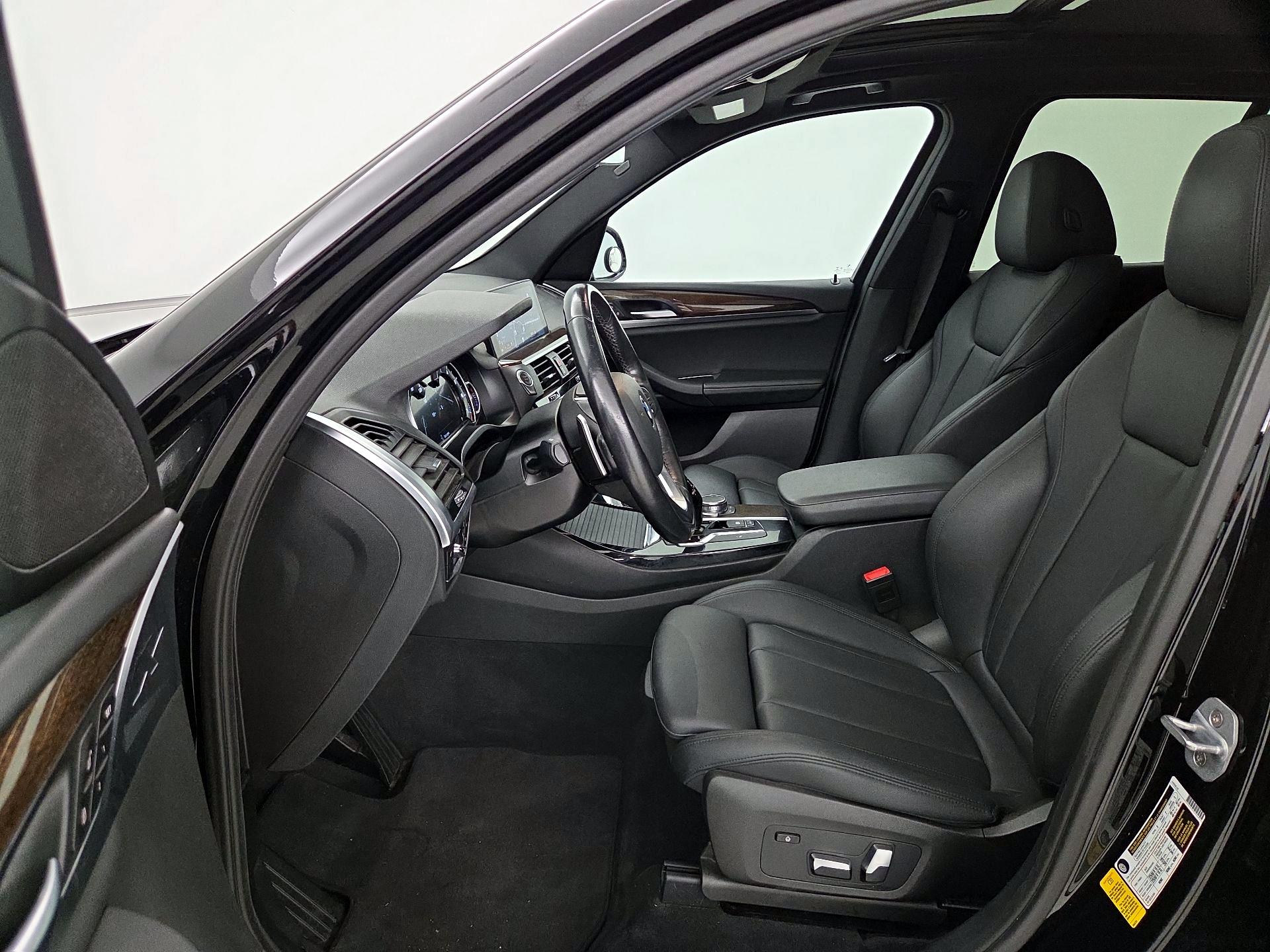 Thumbnail: 2019 BMW X3 - 11