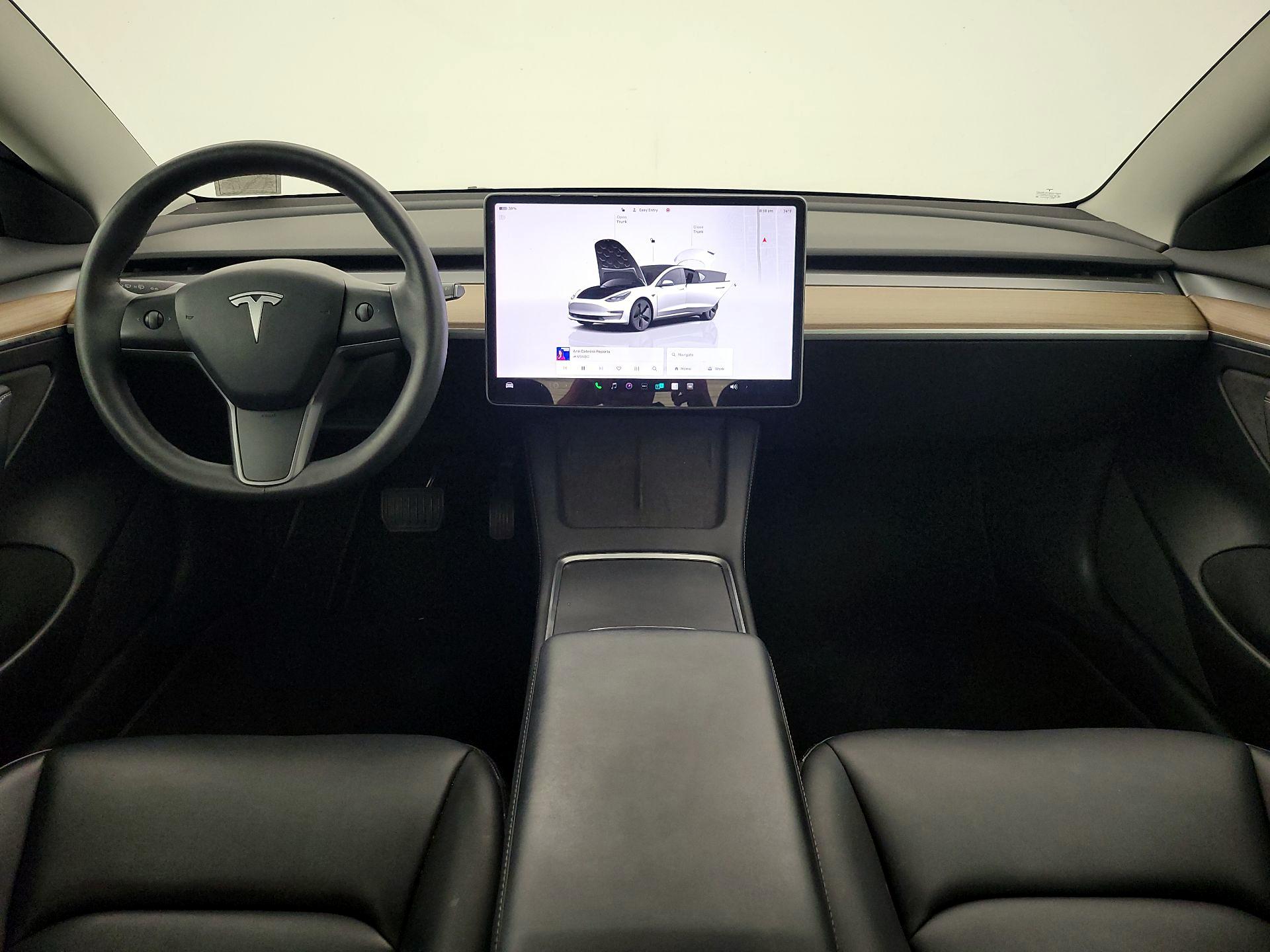 Thumbnail: 2023 Tesla Model 3 - 9
