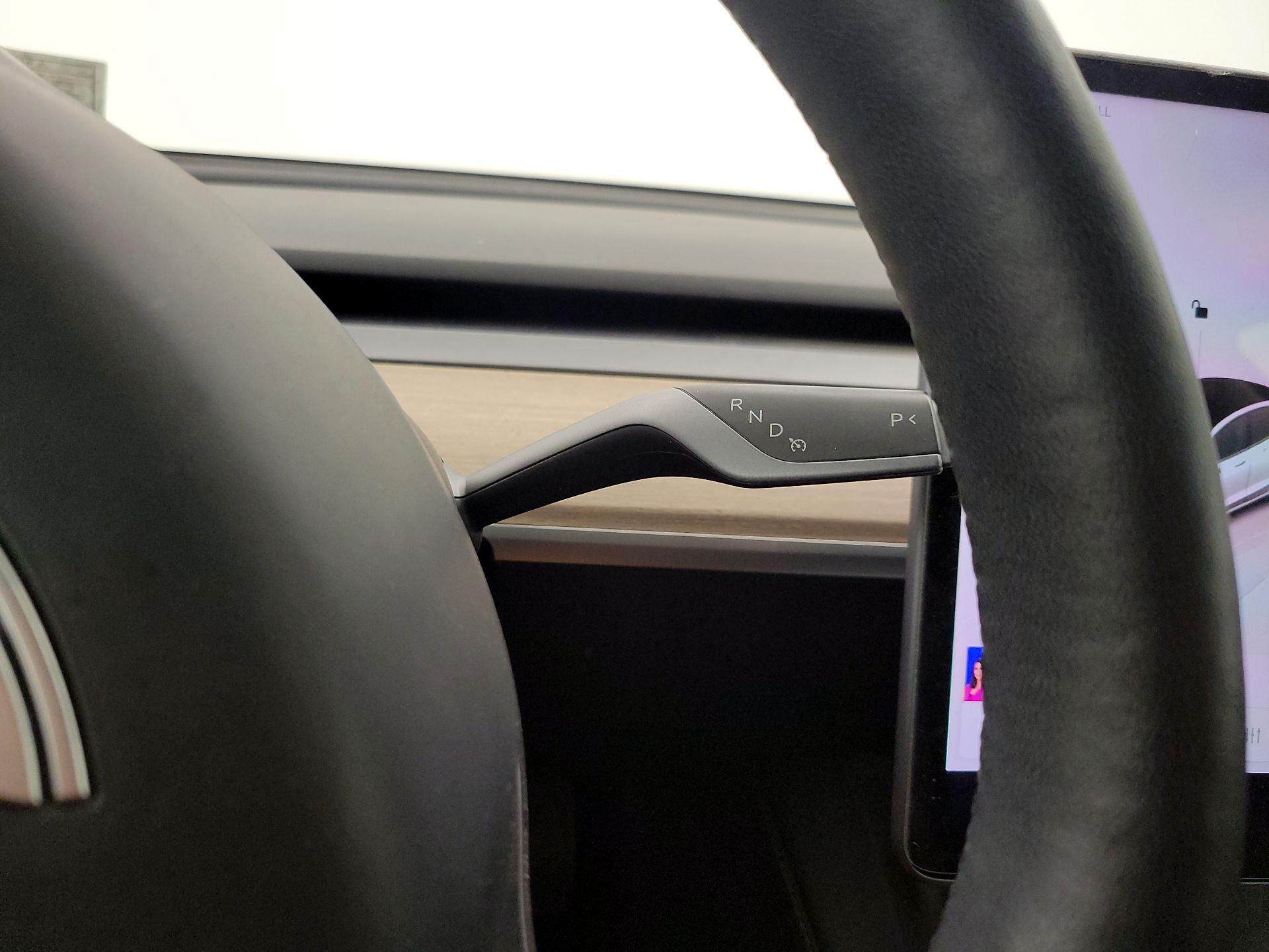 Thumbnail: 2023 Tesla Model 3 - 17