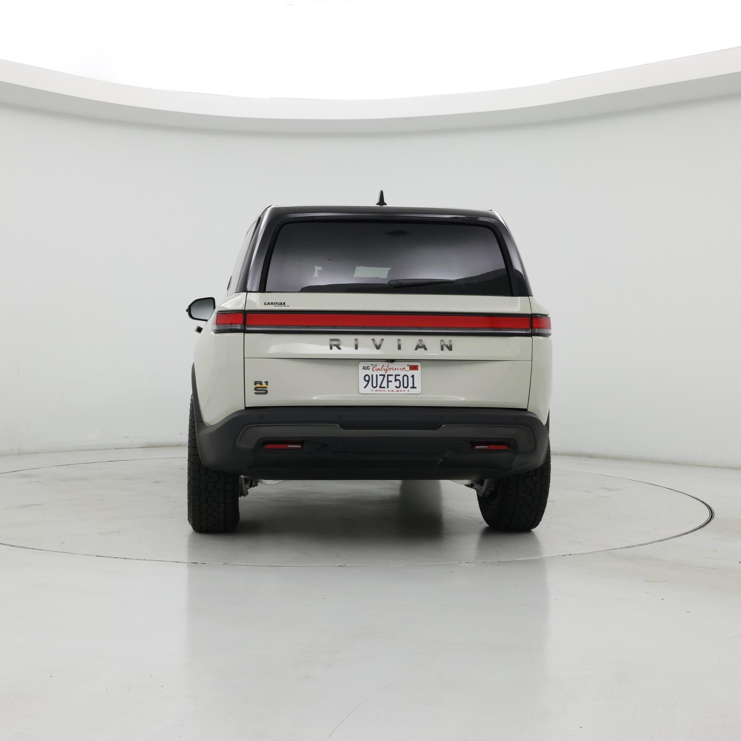 Thumbnail: 2025 Rivian R1S - 6