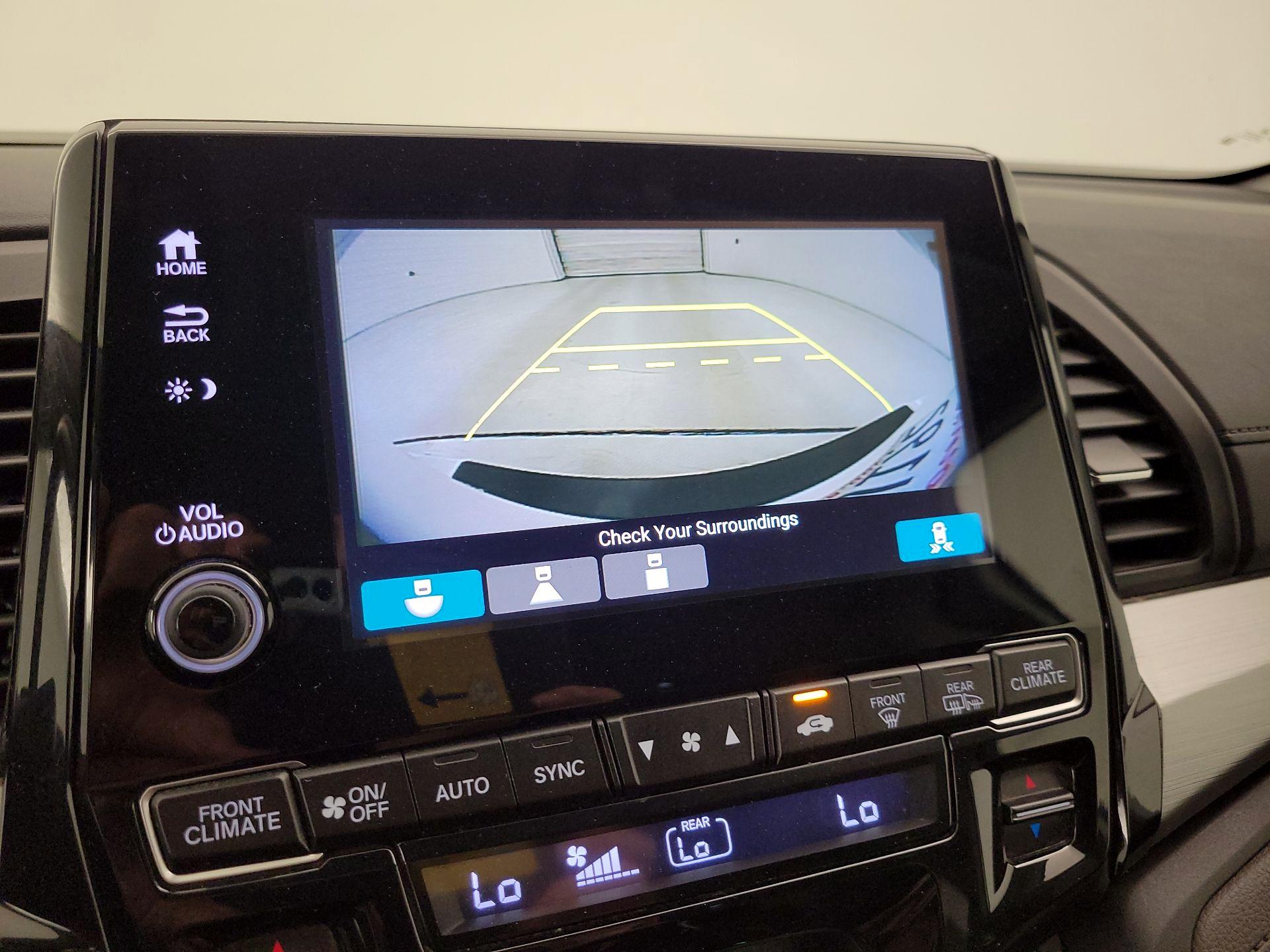 Thumbnail: 2019 Honda Odyssey - 14