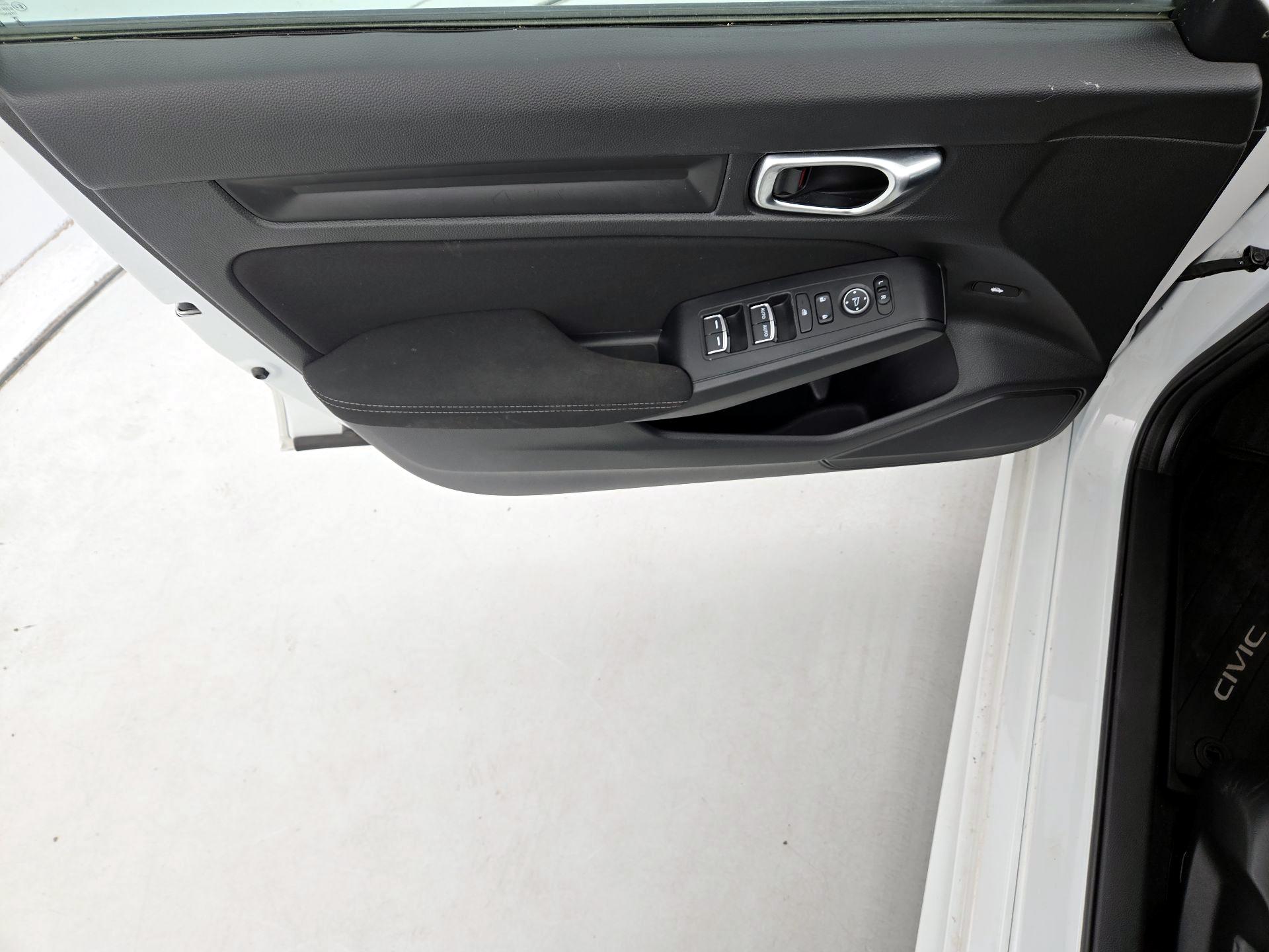 Thumbnail: 2023 Honda Civic - 12