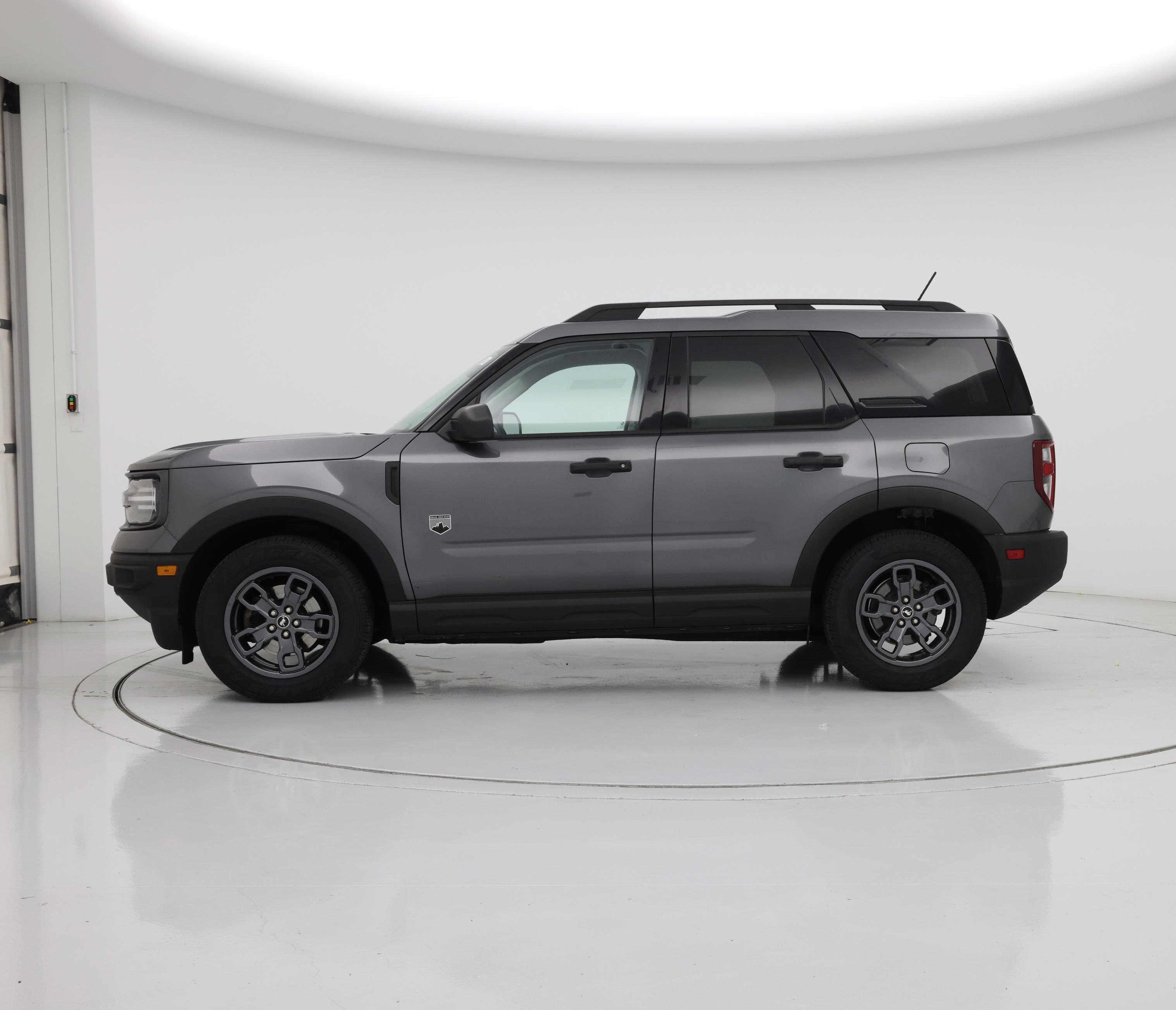 Thumbnail: 2021 Ford Bronco Sport - 3