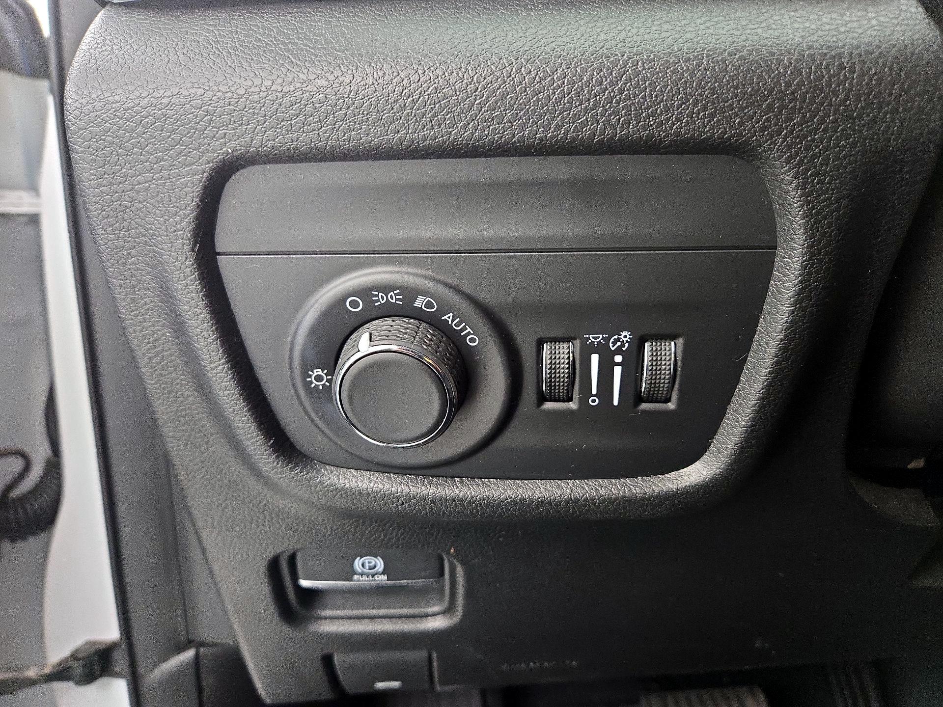 Thumbnail: 2023 Jeep Grand Cherokee - 13