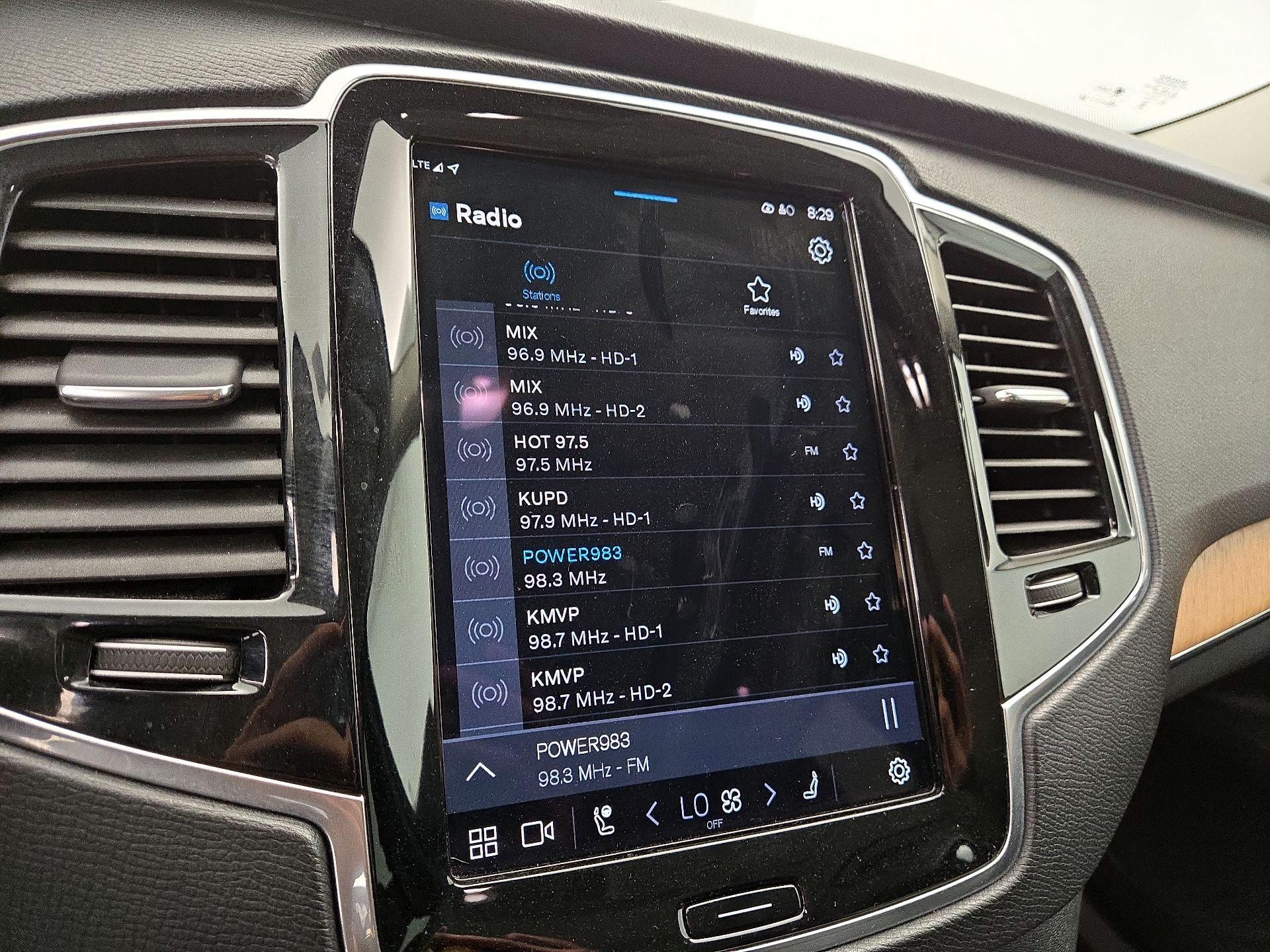 Thumbnail: 2023 Volvo XC90 - 16