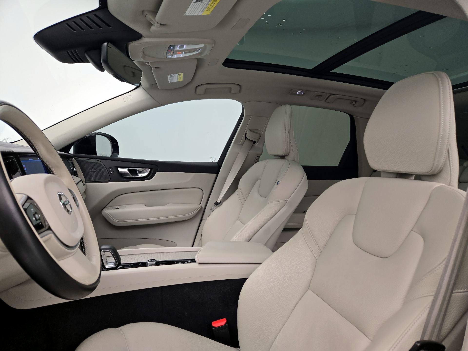 Thumbnail: 2023 Volvo XC60 - 19