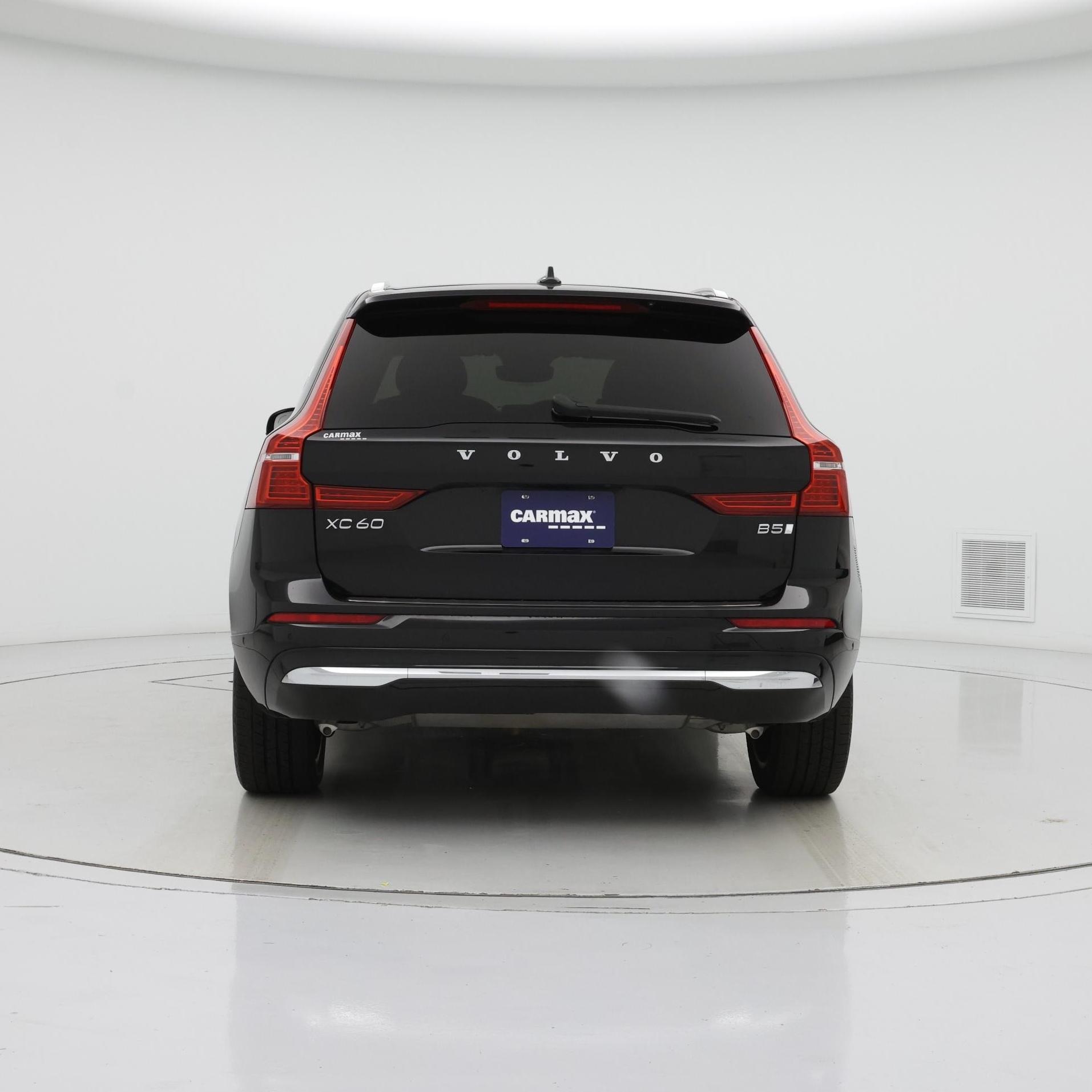 Thumbnail: 2023 Volvo XC60 - 6