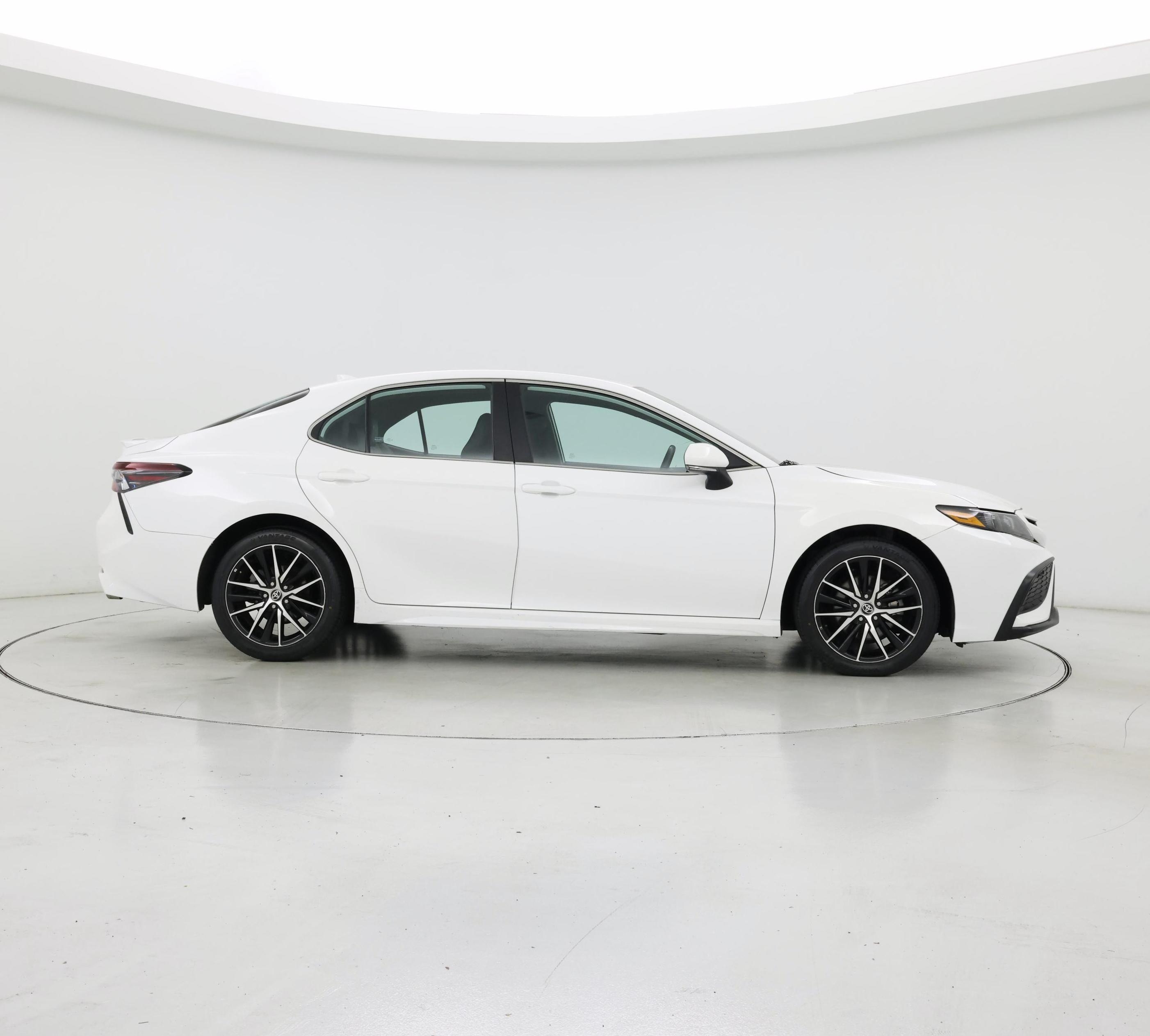 Thumbnail: 2023 Toyota Camry - 7