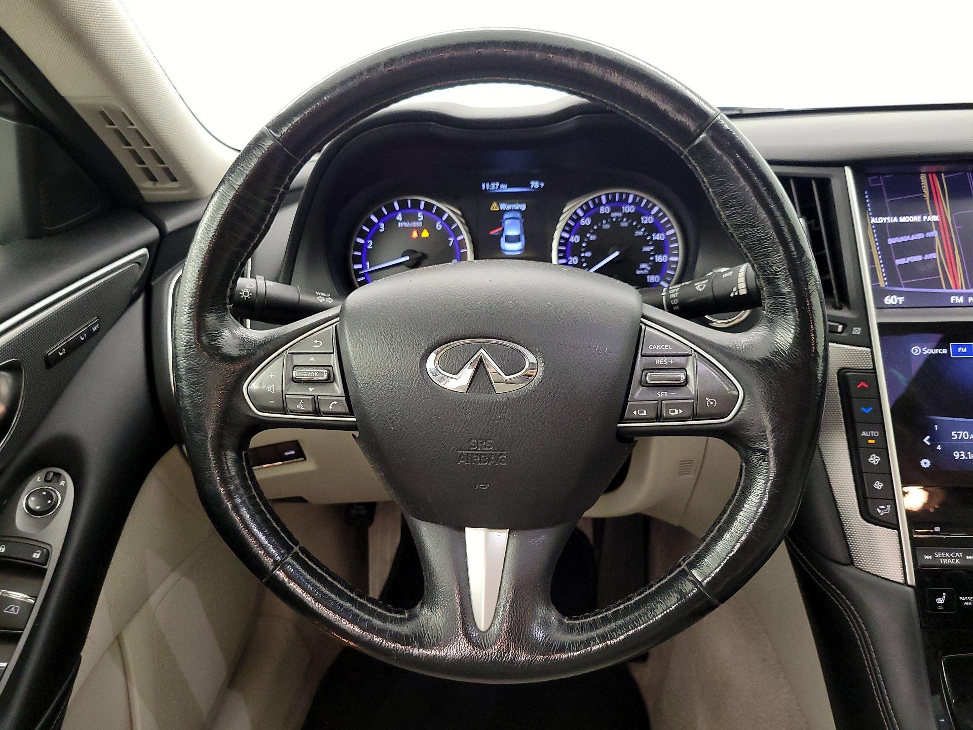 Thumbnail: 2016 INFINITI Q50 - 10