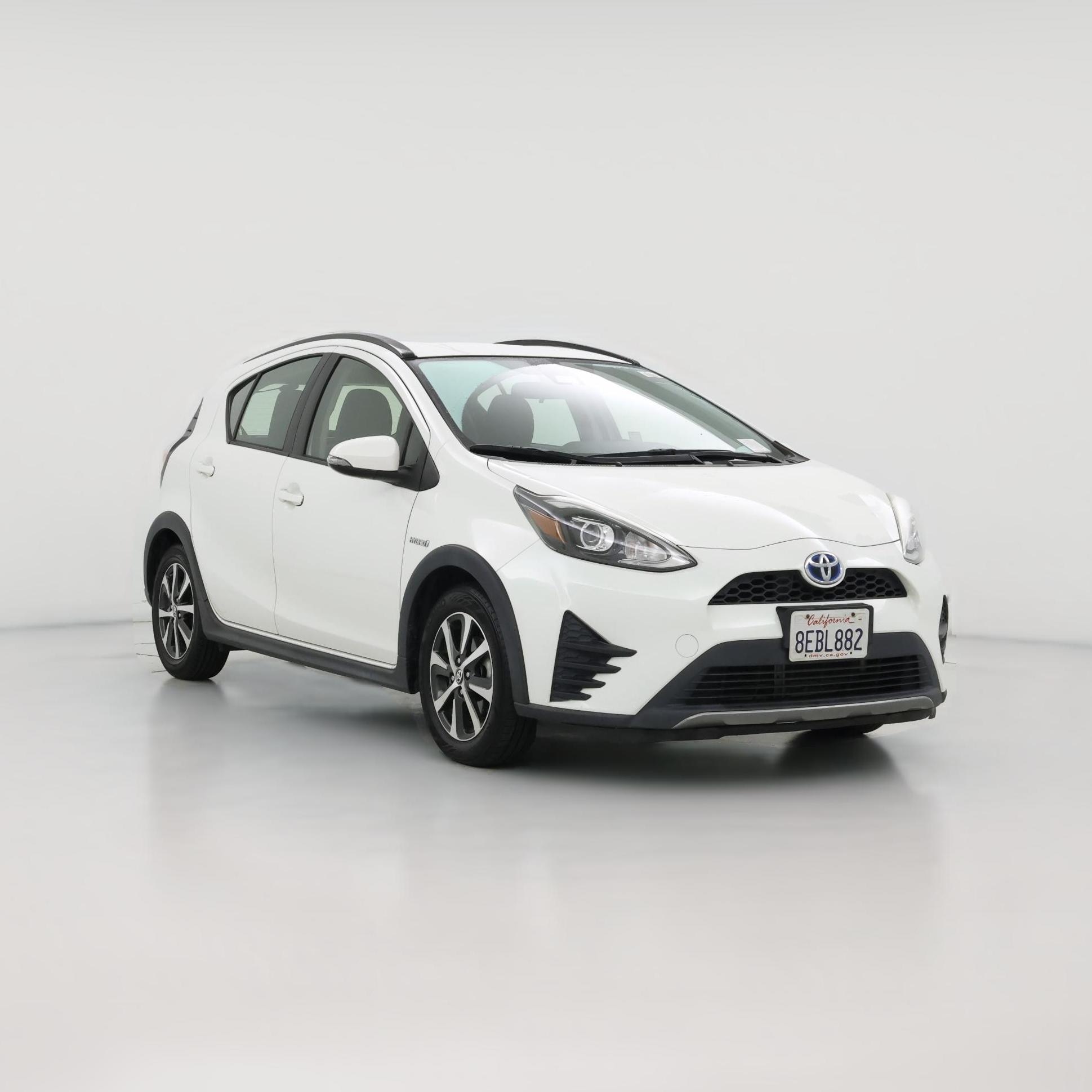 Thumbnail: 2018 Toyota Prius c - 1