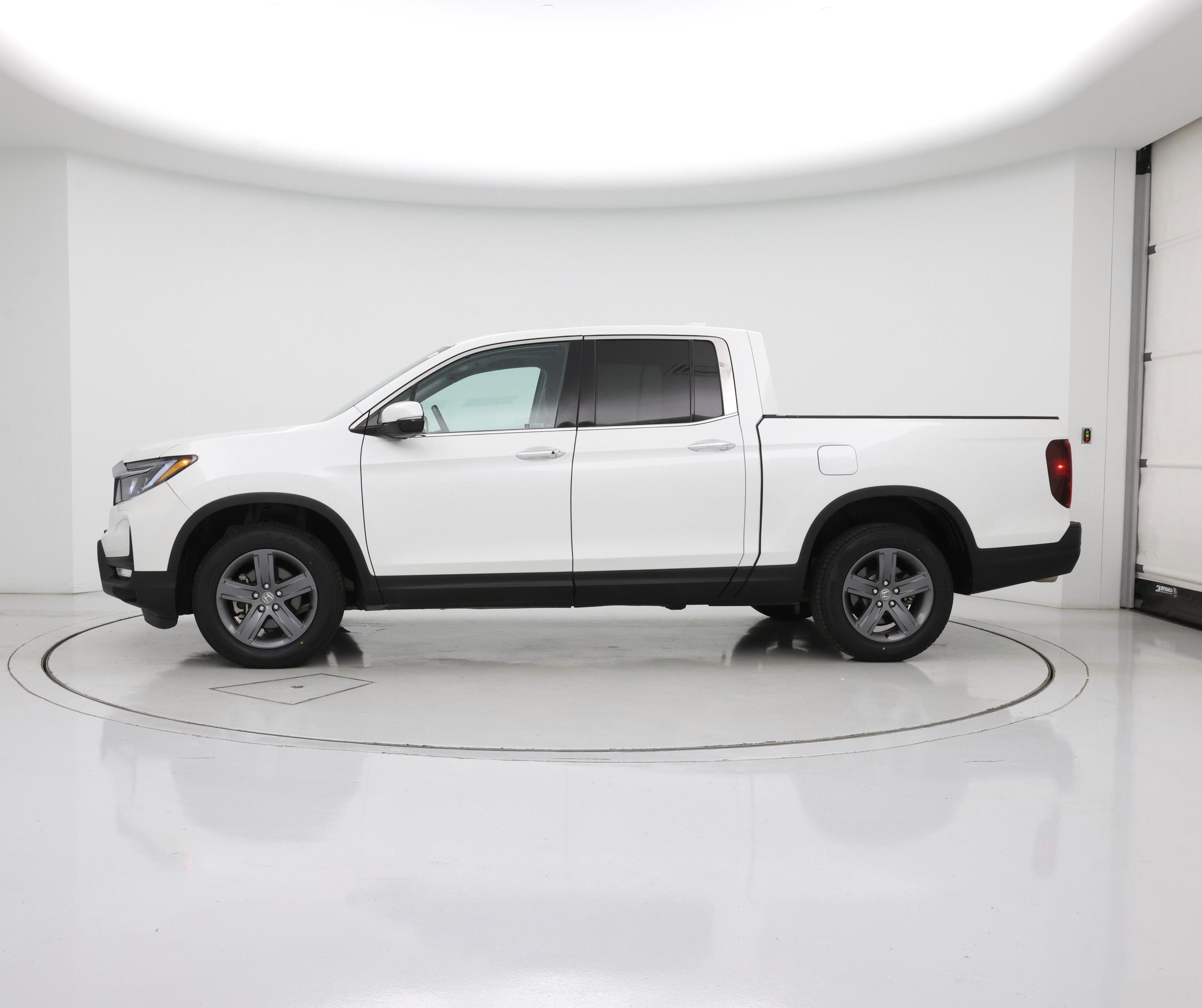 Thumbnail: 2021 Honda Ridgeline - 3