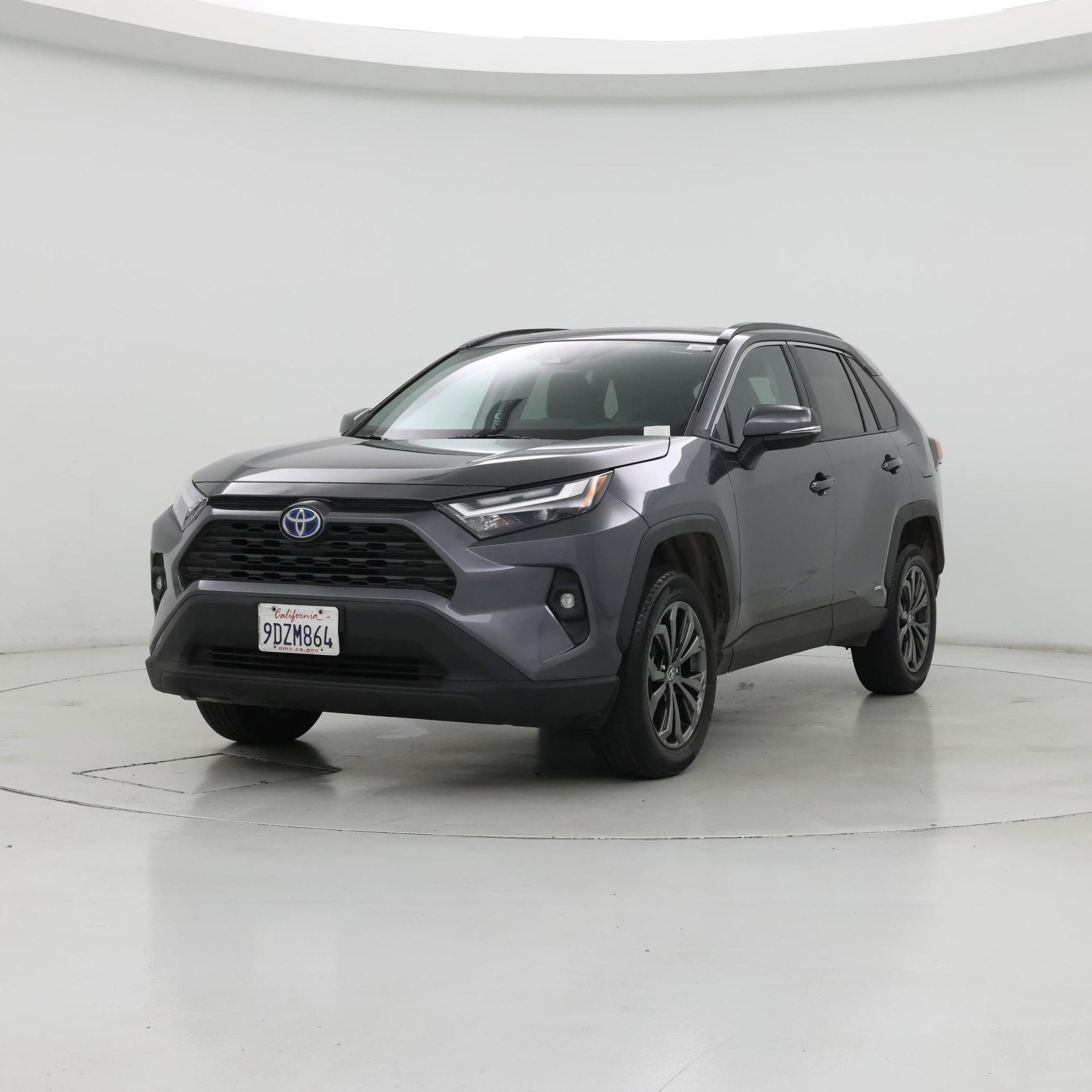 Thumbnail: 2022 Toyota RAV4 - 4