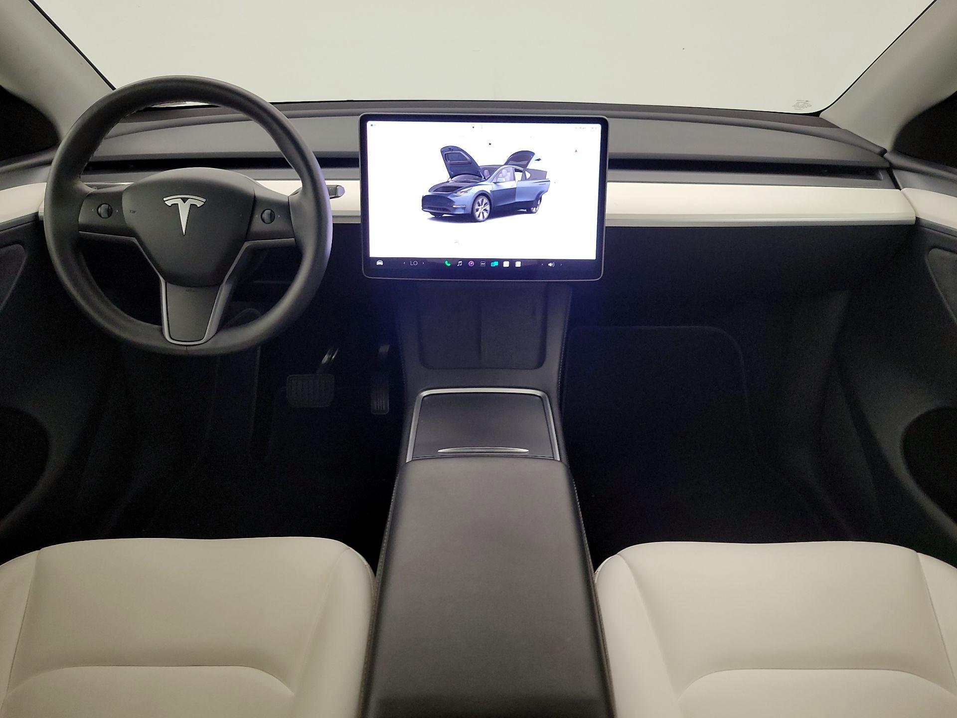 Thumbnail: 2024 Tesla Model Y - 9