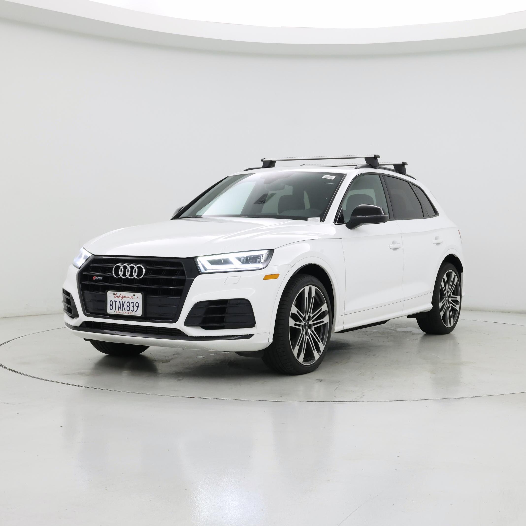 Thumbnail: 2020 Audi SQ5 - 4