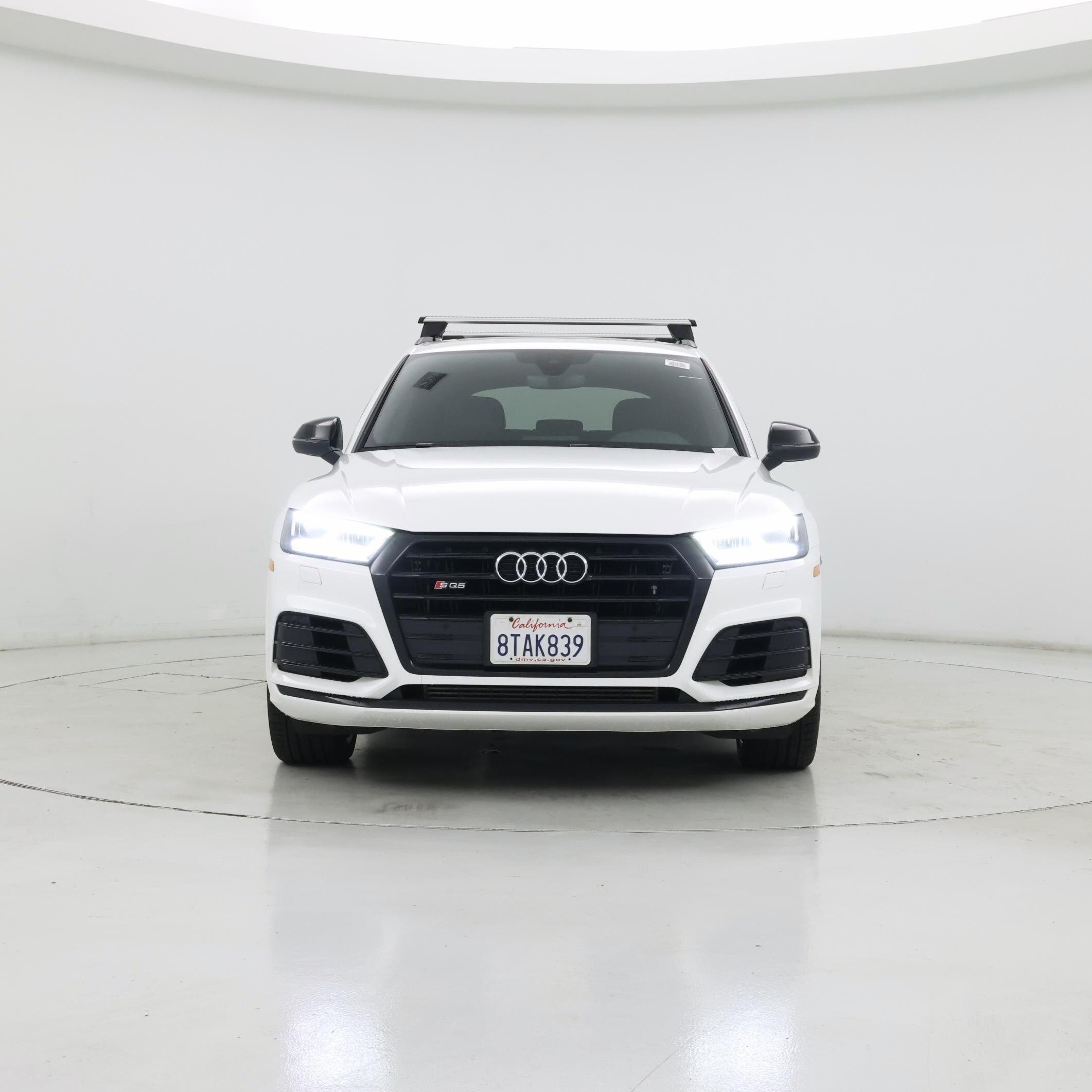 Thumbnail: 2020 Audi SQ5 - 5