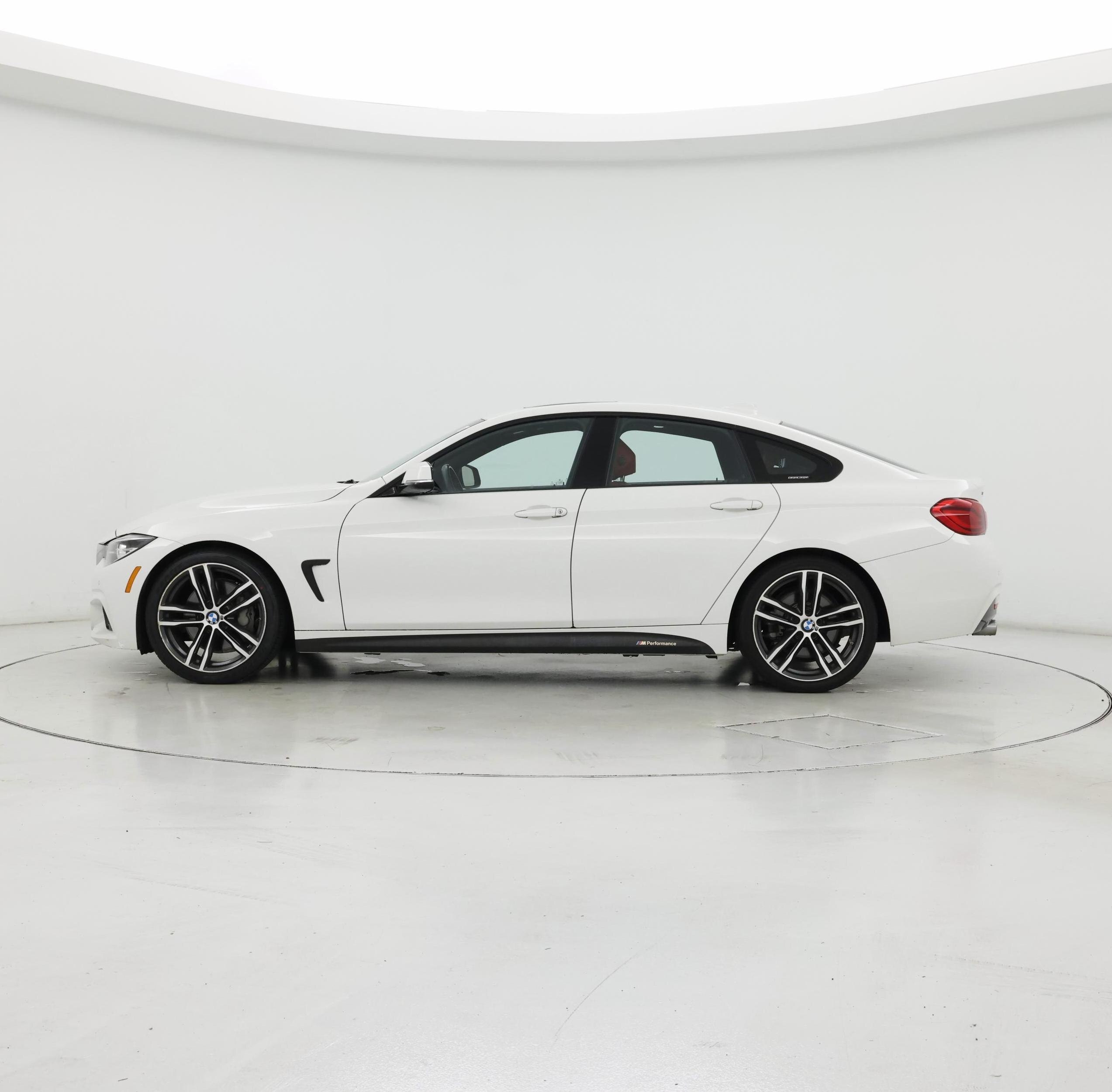 Thumbnail: 2019 BMW 4 Series - 3